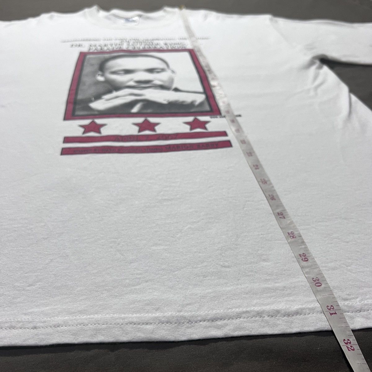 Vintage Vintage Y2K MLK Martin Luther king Black History Tee XL Size US XL / EU 56 / 4 - 9 Thumbnail
