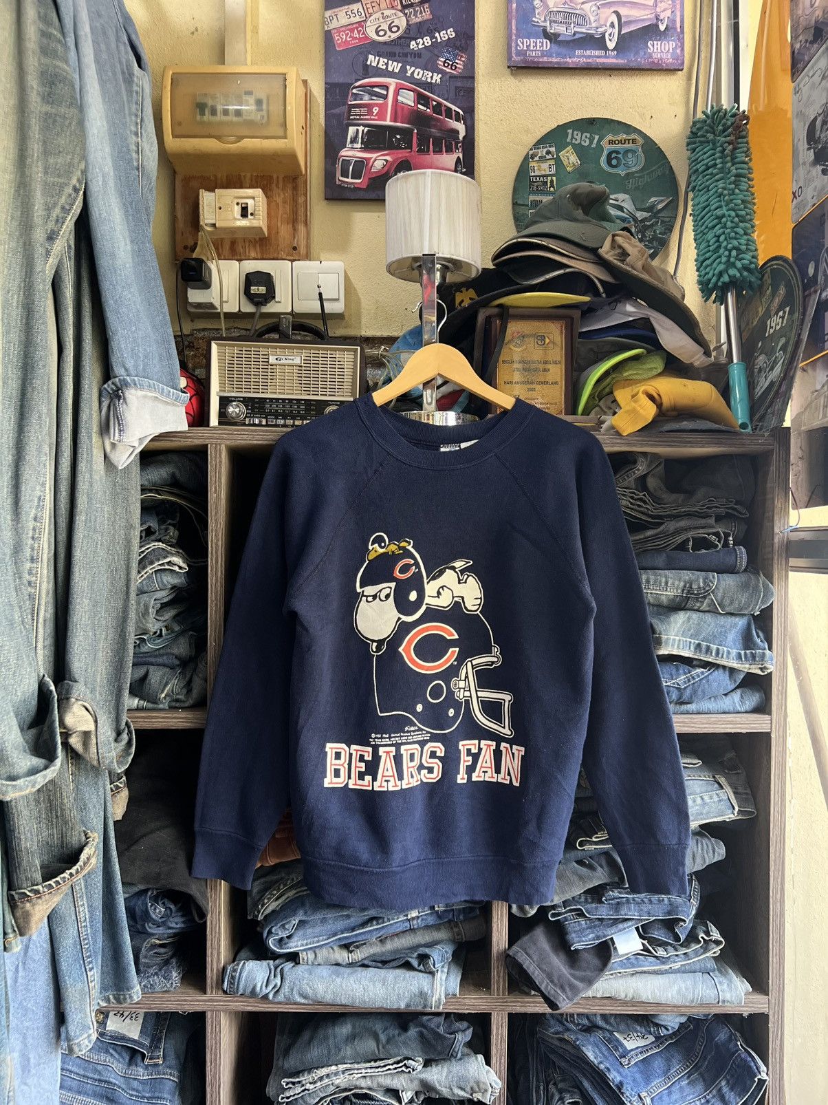 Peanuts 🔥Very Rare Vintage 60s Bears Fan NFL Crewneck Sweatshirt Size US S / EU 44-46 / 1 - 1 Thumbnail