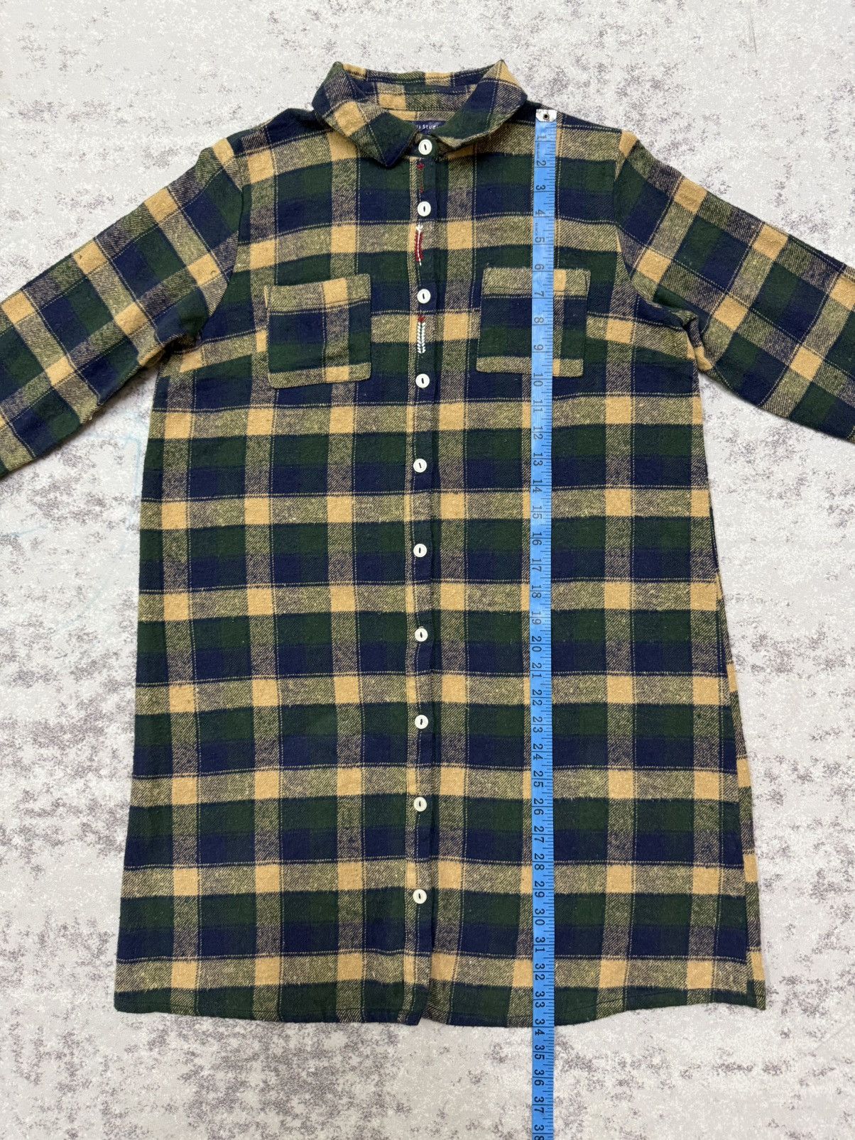 Japanese Brand VINTAGE T’bis STUDIO CHEKERED FLANNEL BUTTON UP LONG SHIRT Size M / US 6-8 / IT 42-44 - 12 Thumbnail