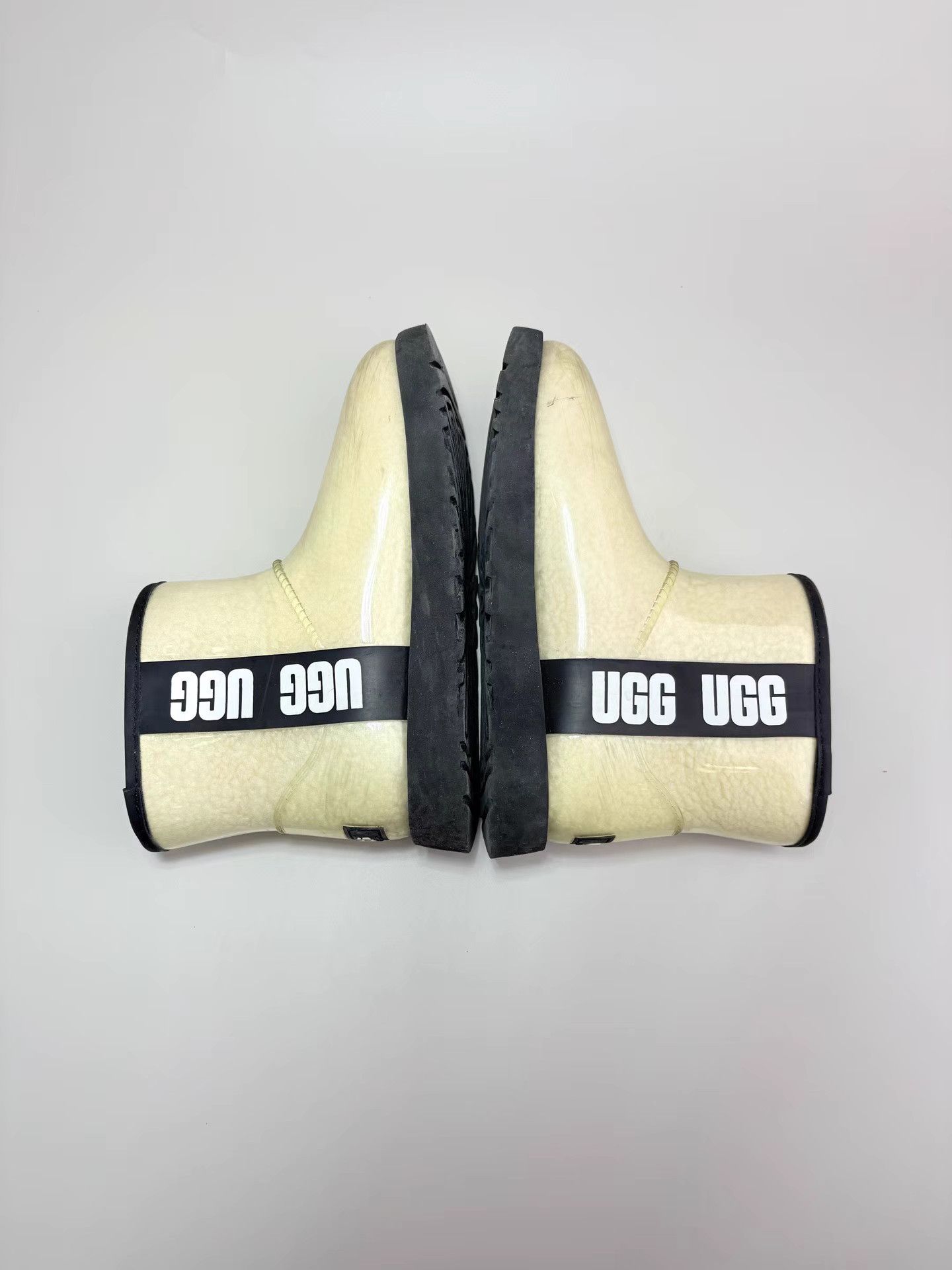 Ugg UGG Waterproof Candy Color Snow Boots Size US 7 / IT 37 - 4 Thumbnail