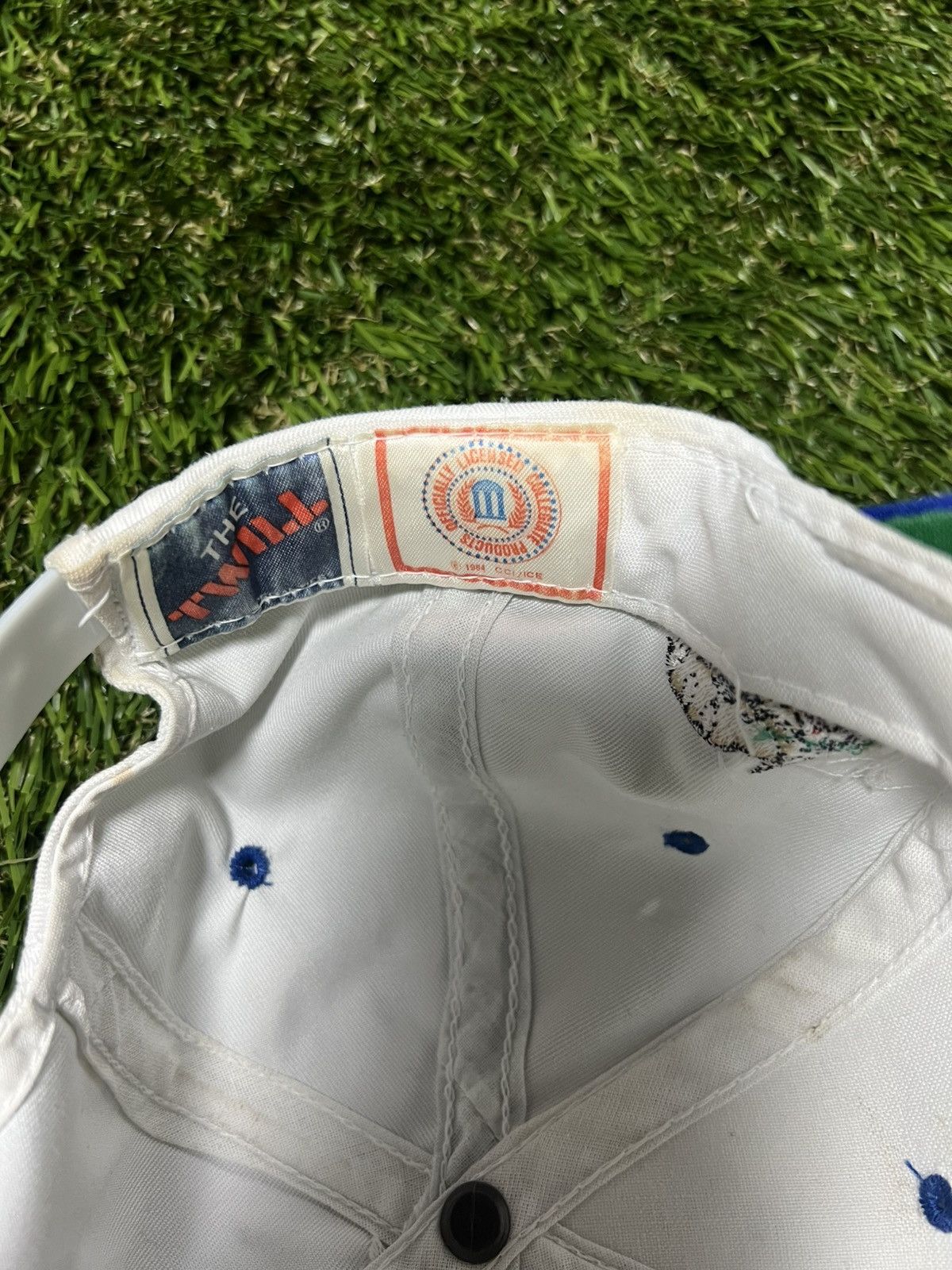 NCAA Vintage 90s Kentucky Wildcats Script Spell Out Snapback Hat Size ONE SIZE - 6 Thumbnail