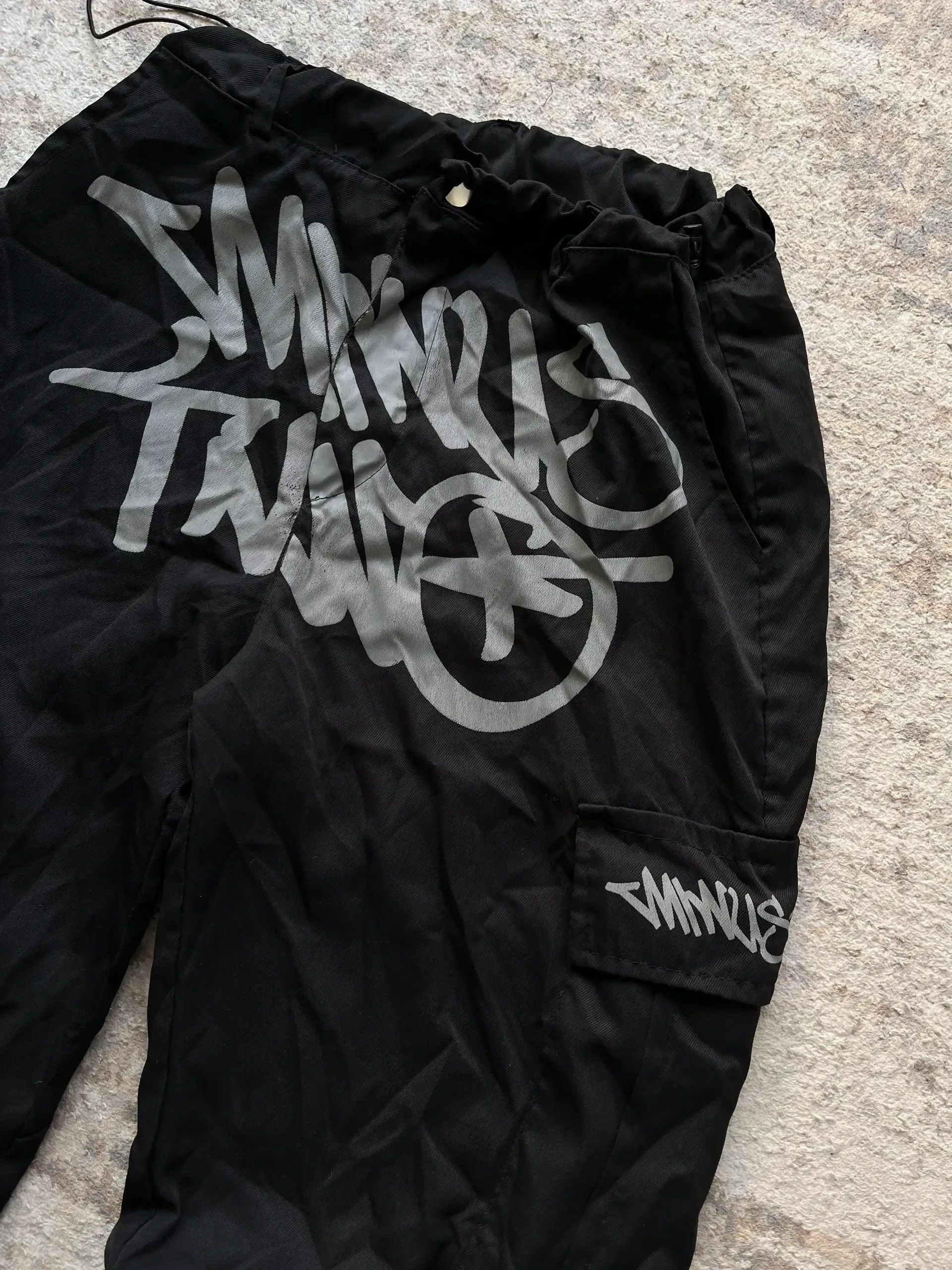 Other Minus Two Graffiti Lightweight Pants Sz 3 / S Size US 28 / EU 44 - 8 Thumbnail