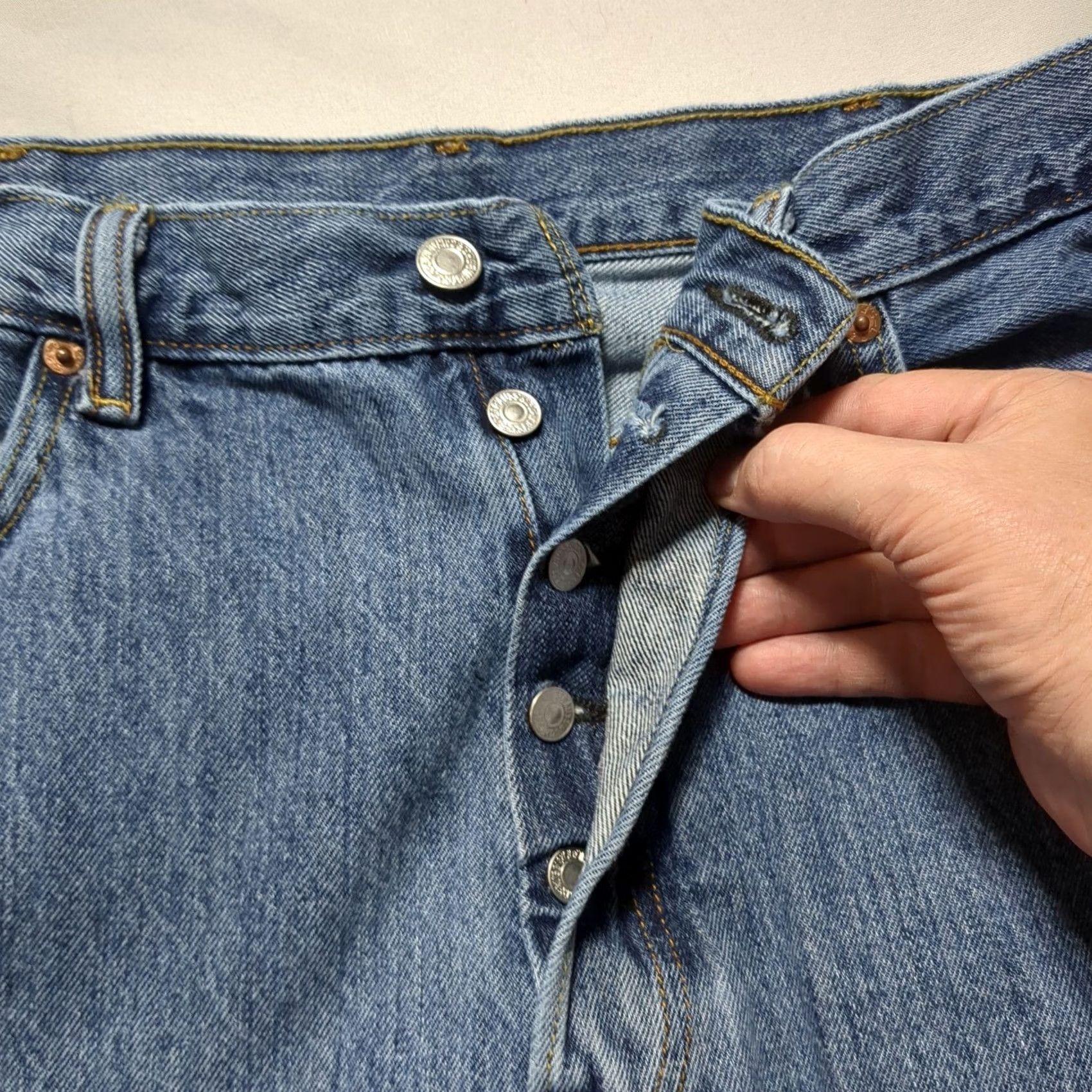Levi's VTG Levi's 501 Original Fit Jeans Men Straight Button Fly Medium Wash 38x32 Blue Denim Straight Leg Five Pocket N/A Size US 38 / EU 54 - 6 Thumbnail