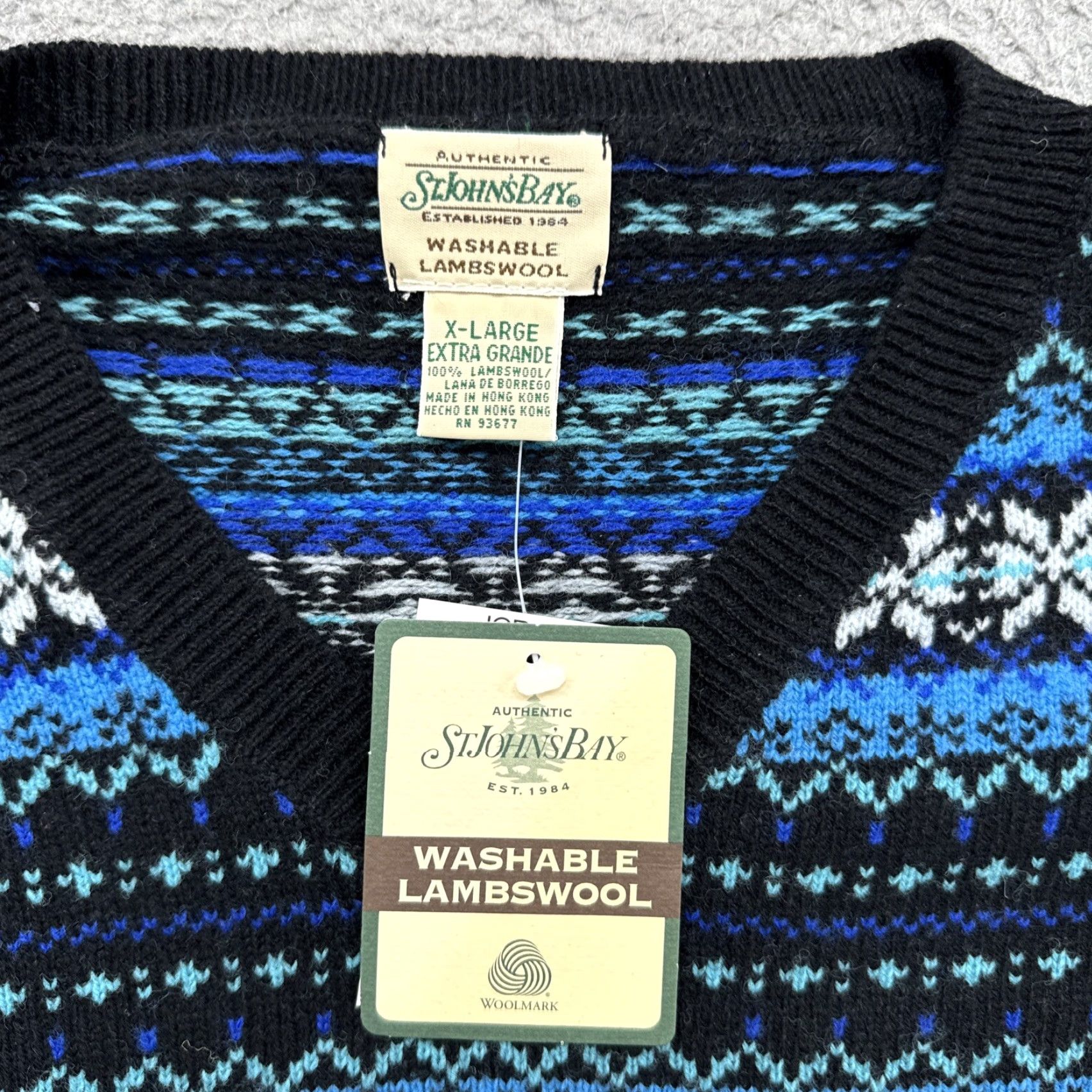Vintage VTG St. Johns Bay Women’s Pullover 100% Washable Lambs Wool Sweater Size XL Blue White V Neck Nordic Fair Isle Knit Wool Pullover Womens Size XL / US 12-14 / IT 48-50 - 2 Thumbnail