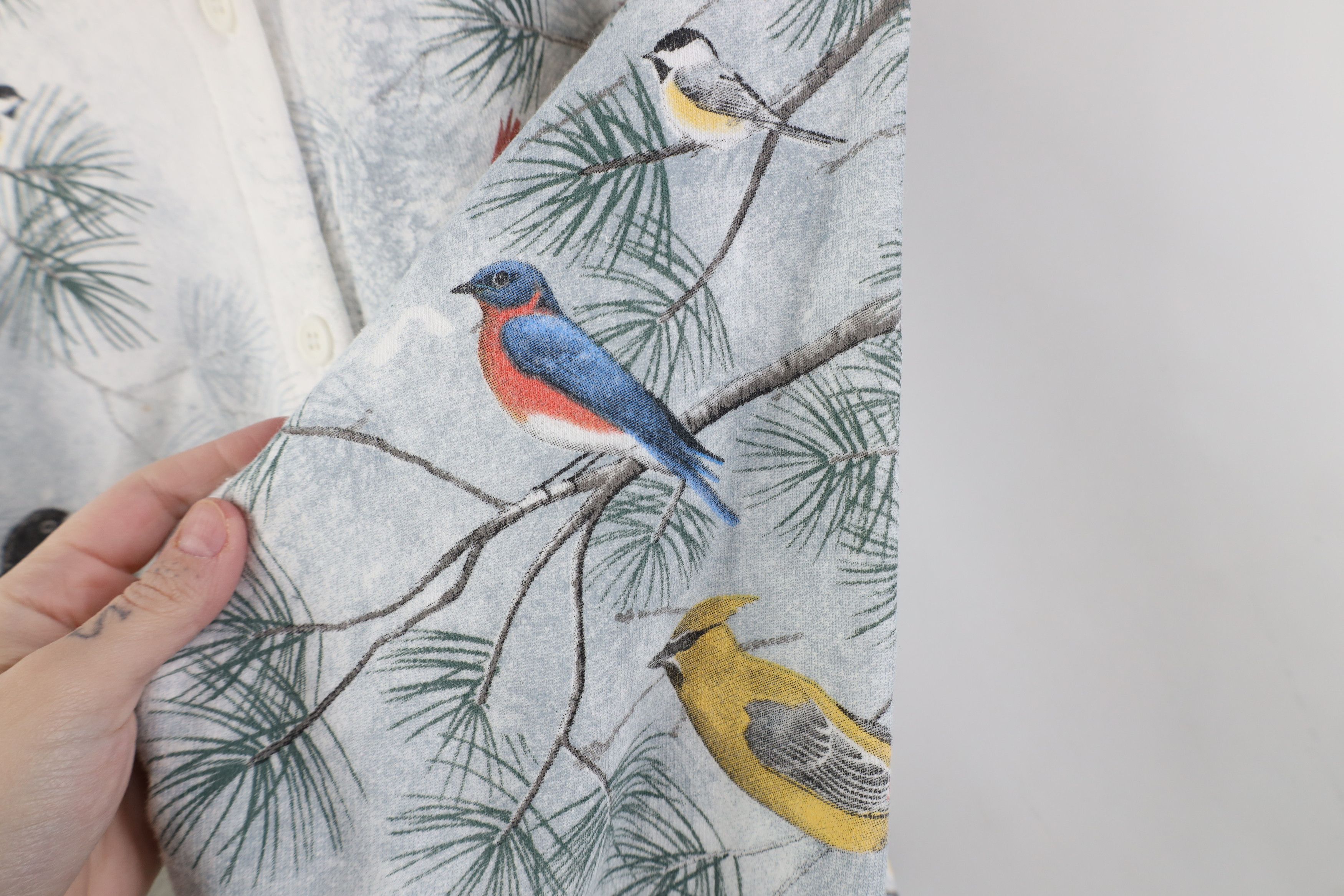 Vintage Vintage 90s Winter Birds Christmas All Over Print Sweatshirt Size L / US 10 / IT 46 - 7 Thumbnail
