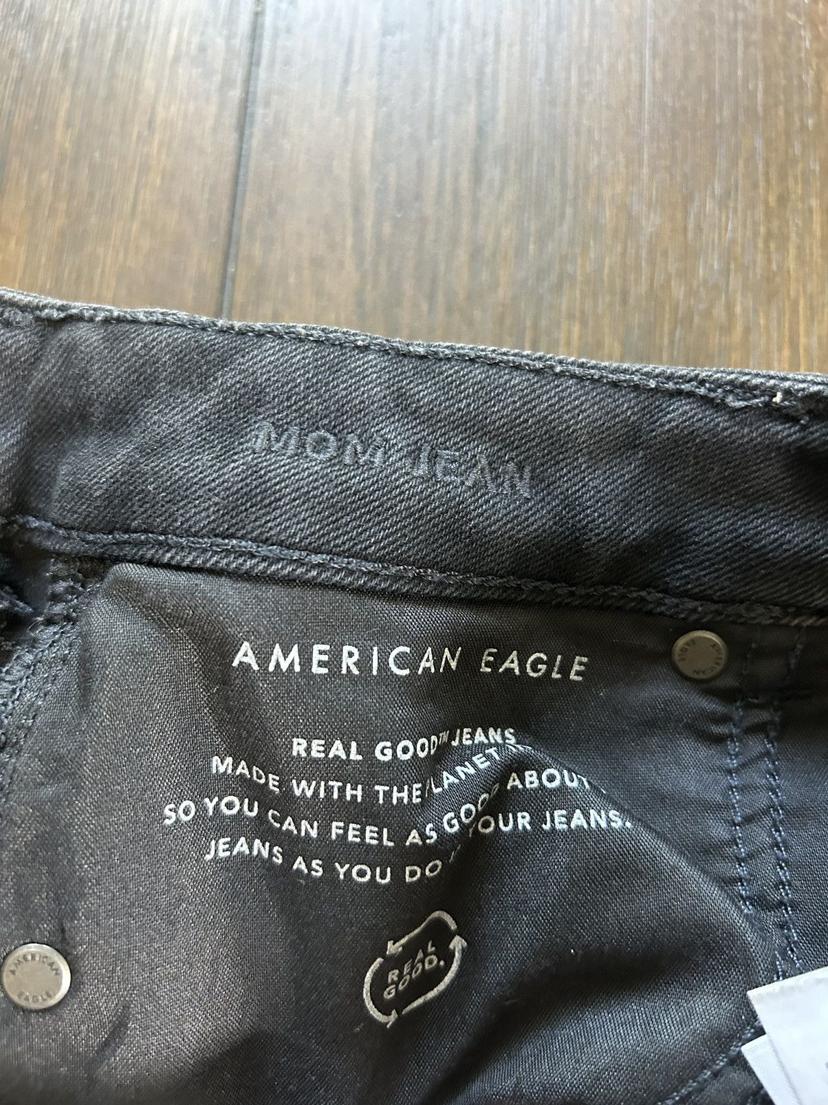 American Eagle Outfitters American Eagle Mom Jean Womens High Rise Distressed Size 26" / US 2 / IT 38 - 16 Thumbnail
