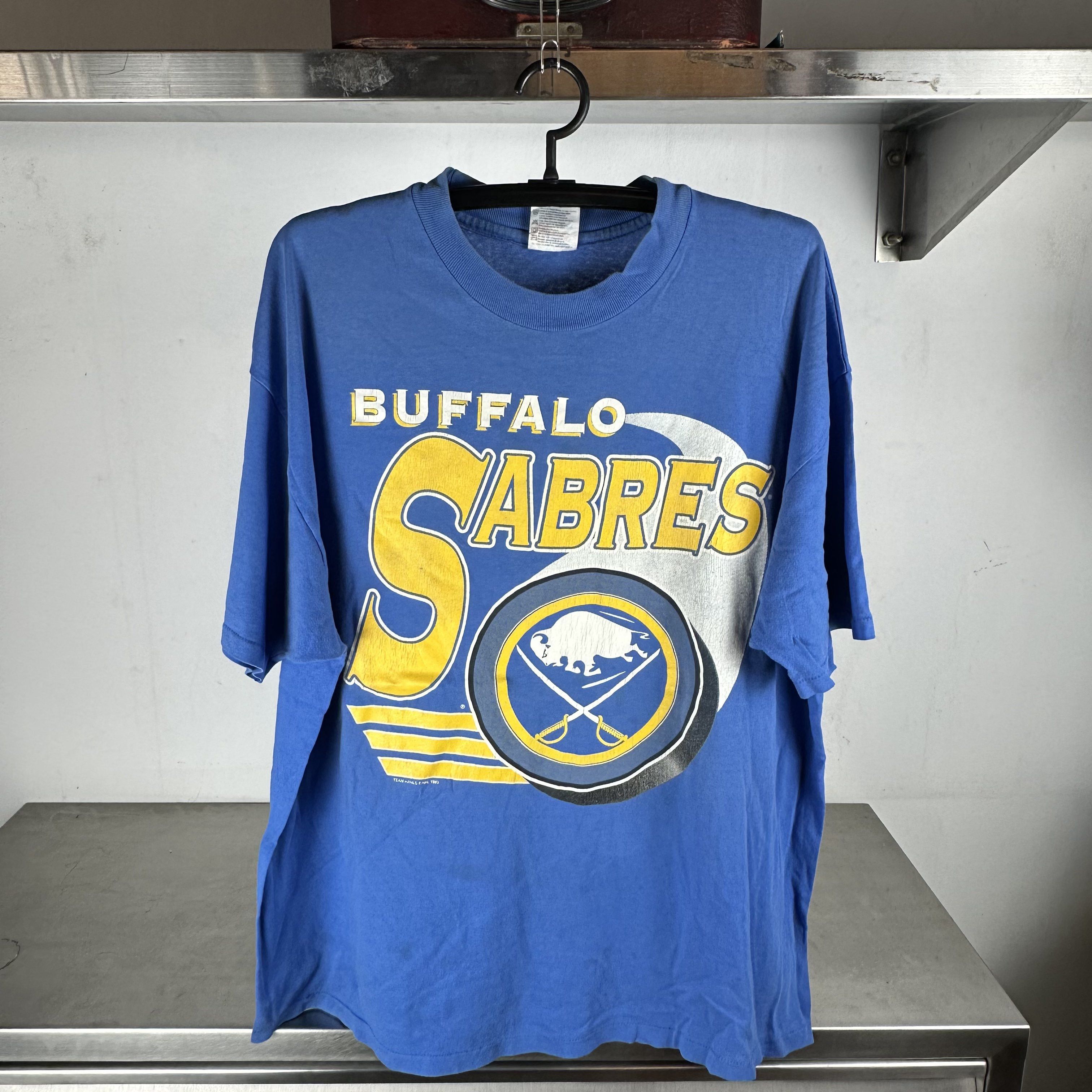 Vintage 1993 Buffalo Sabres Hockey NHL T-shirt