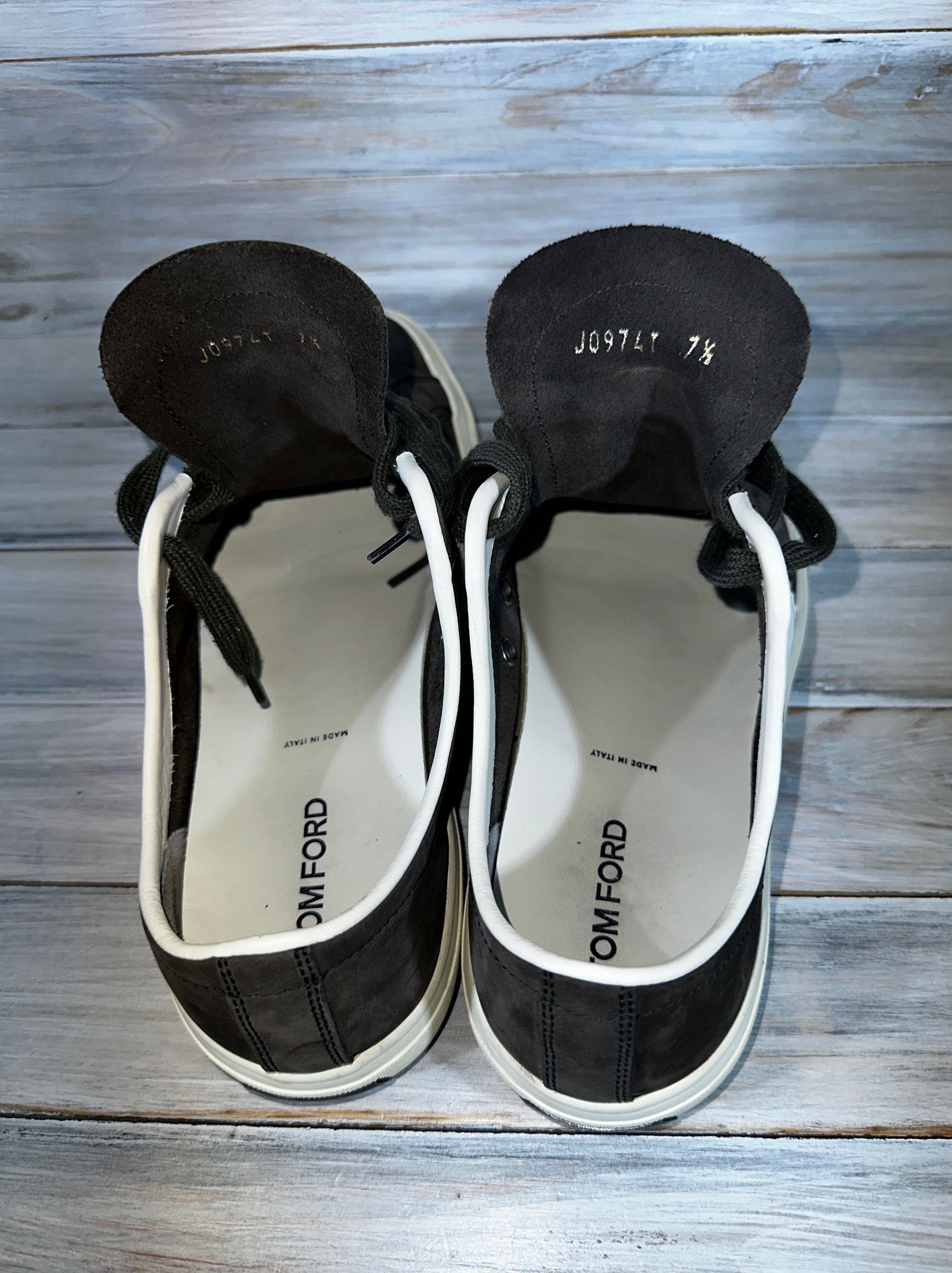 Tom Ford Tom Ford Suede Low Top Sneakers Made In Italy Luxury Brand Size US 7.5 / EU 40-41 - 10 Thumbnail