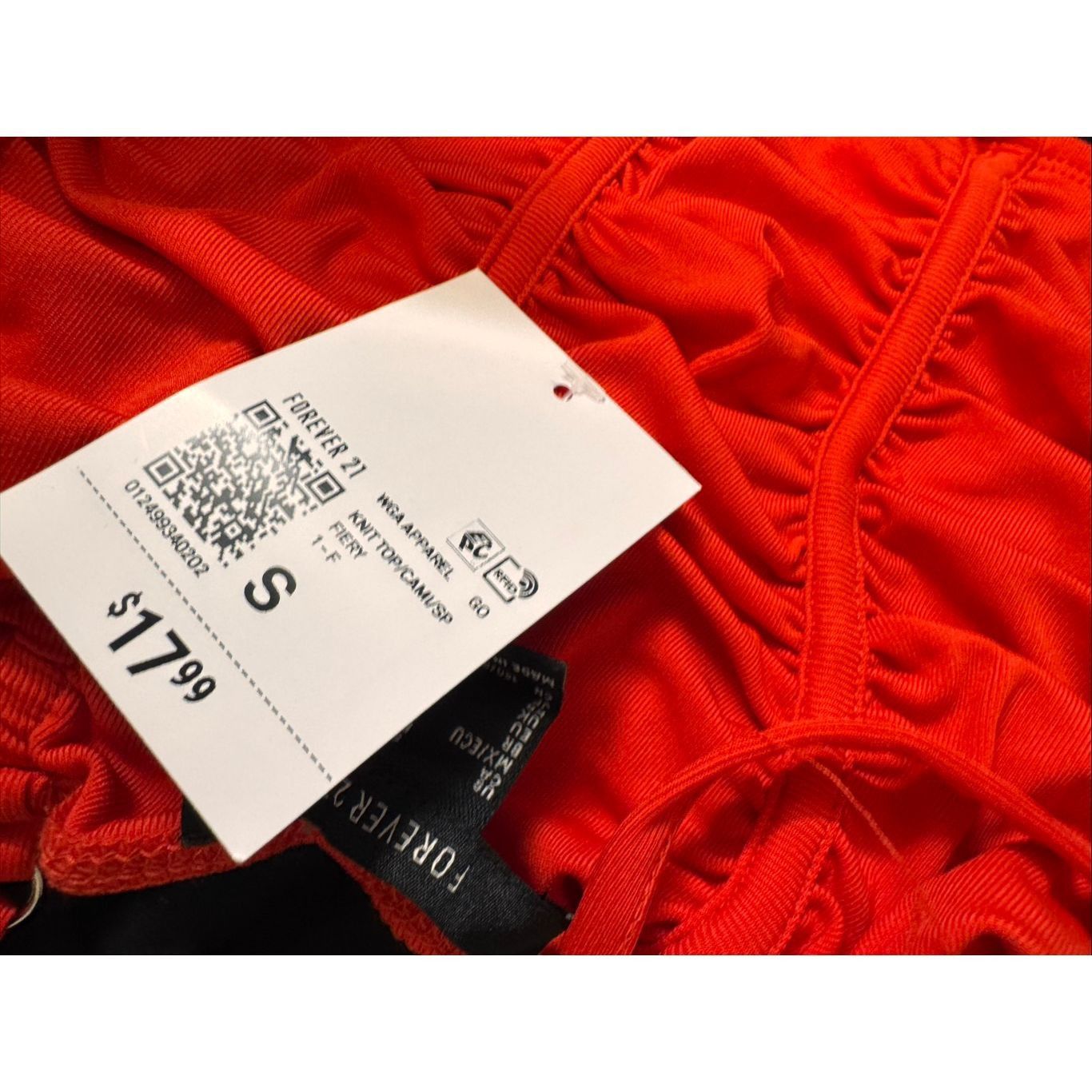 Forever 21 Forever 21 Red Ruched Spaghetti Strap Crop Top Size S Size S / US 4 / IT 40 - 8 Thumbnail