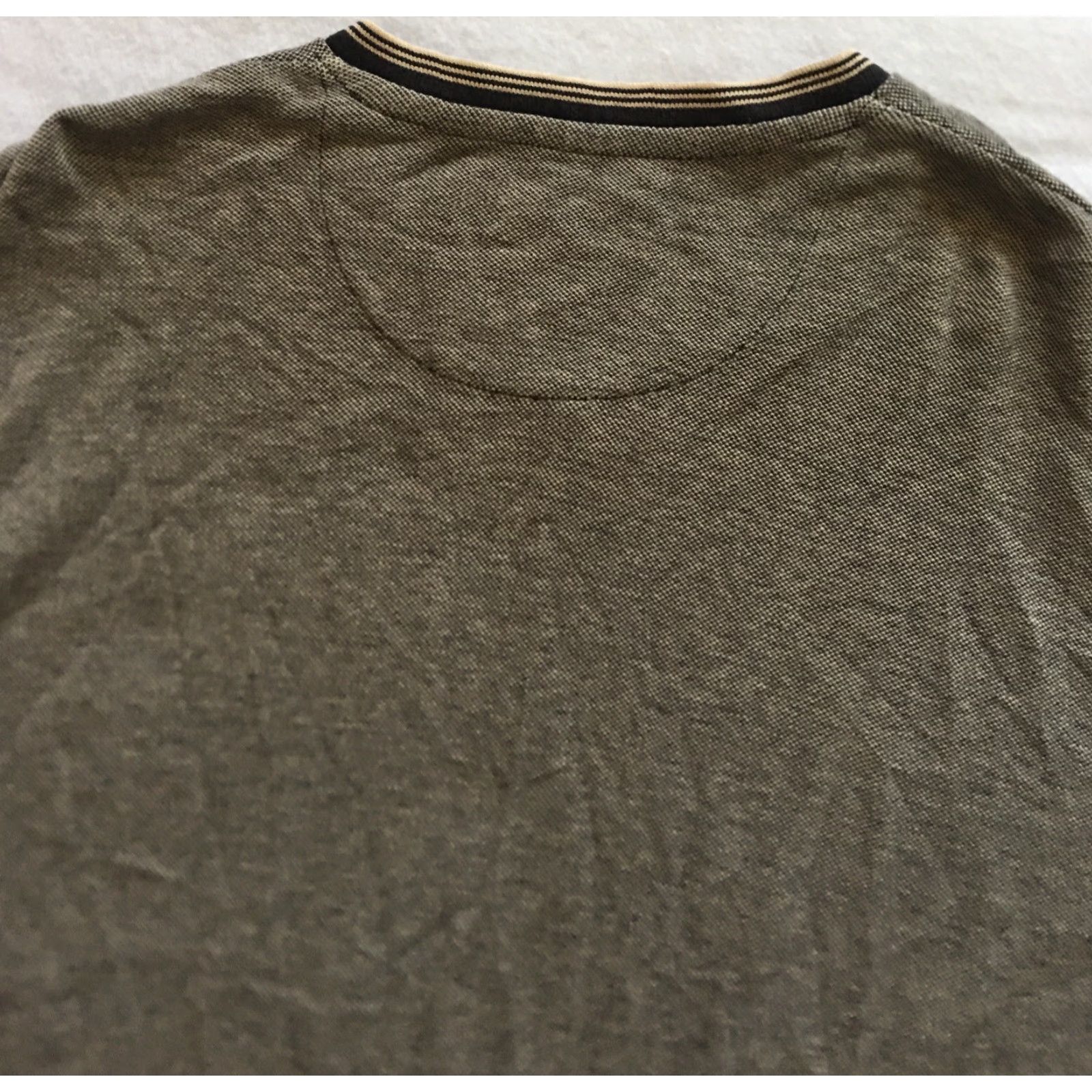 Ralph Lauren Chaps Ralph Lauren Polo Shirt XL Gray V-Neck Short Sleeve Men Polo Shirt B8 Regular Fit Size US XL / EU 56 / 4 - 7 Thumbnail