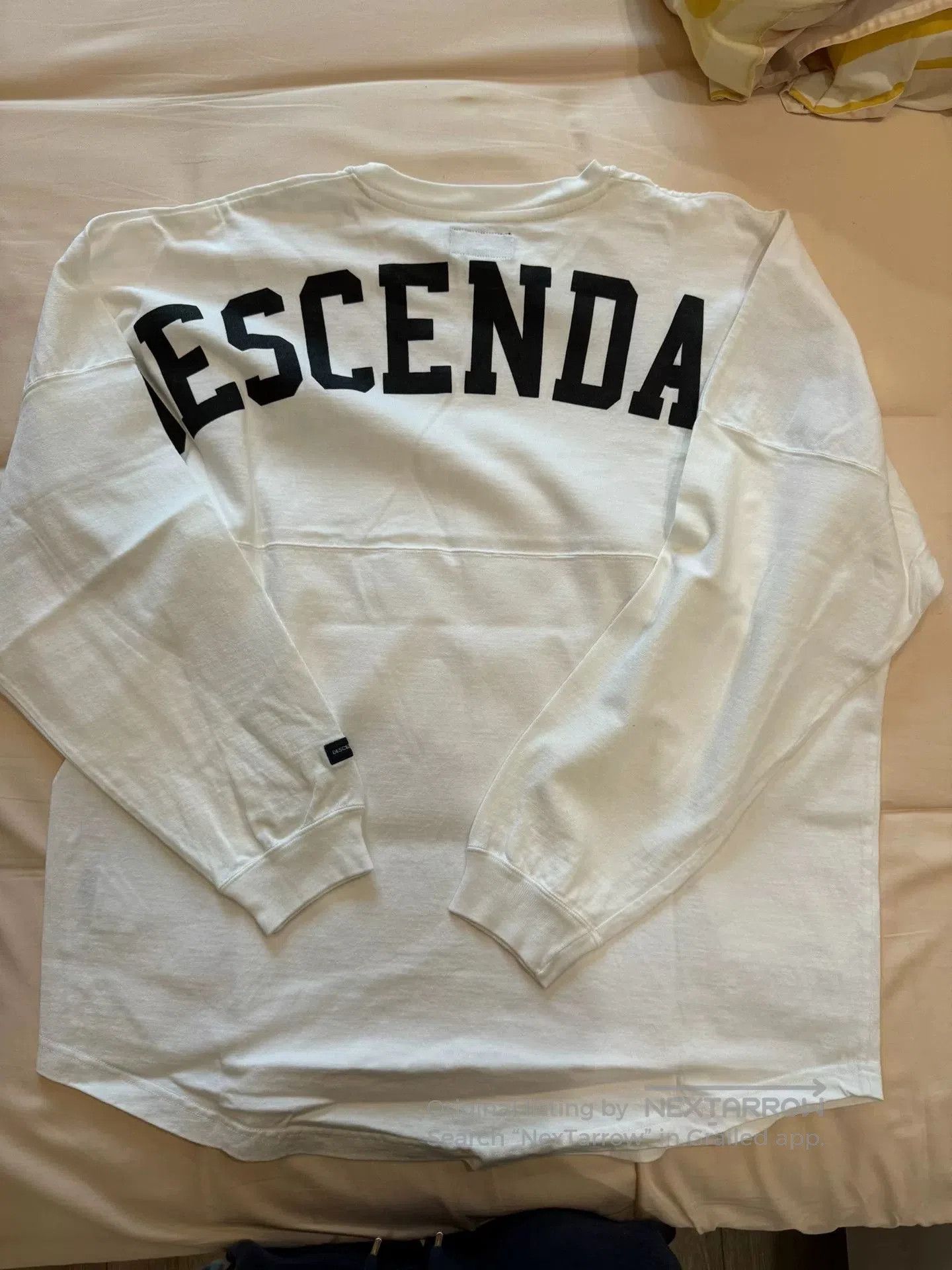 Descendant Descendant White Long. Size US S / EU 44-46 / 1 - 2 Thumbnail