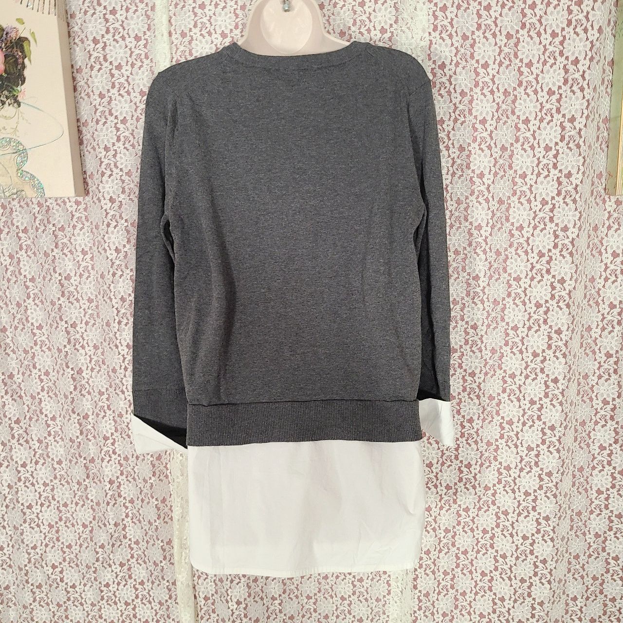 Vince Camuto Vince Camuto faux layered gray knit sweater size medium Size M / US 6-8 / IT 42-44 - 3 Thumbnail