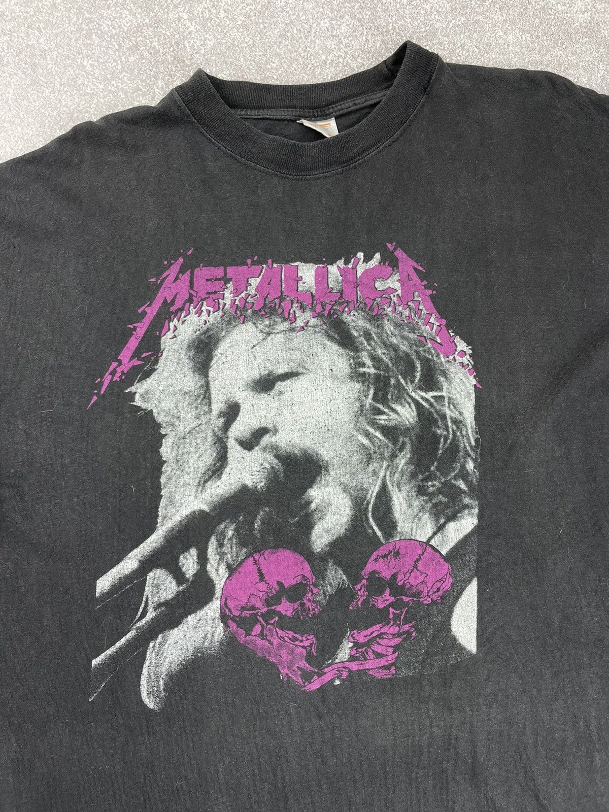 Band Tees × Metallica × Vintage Vintage 90’s Metallica Rock Band Tour Tee T-shirt Size US XL / EU 56 / 4 - 3 Thumbnail