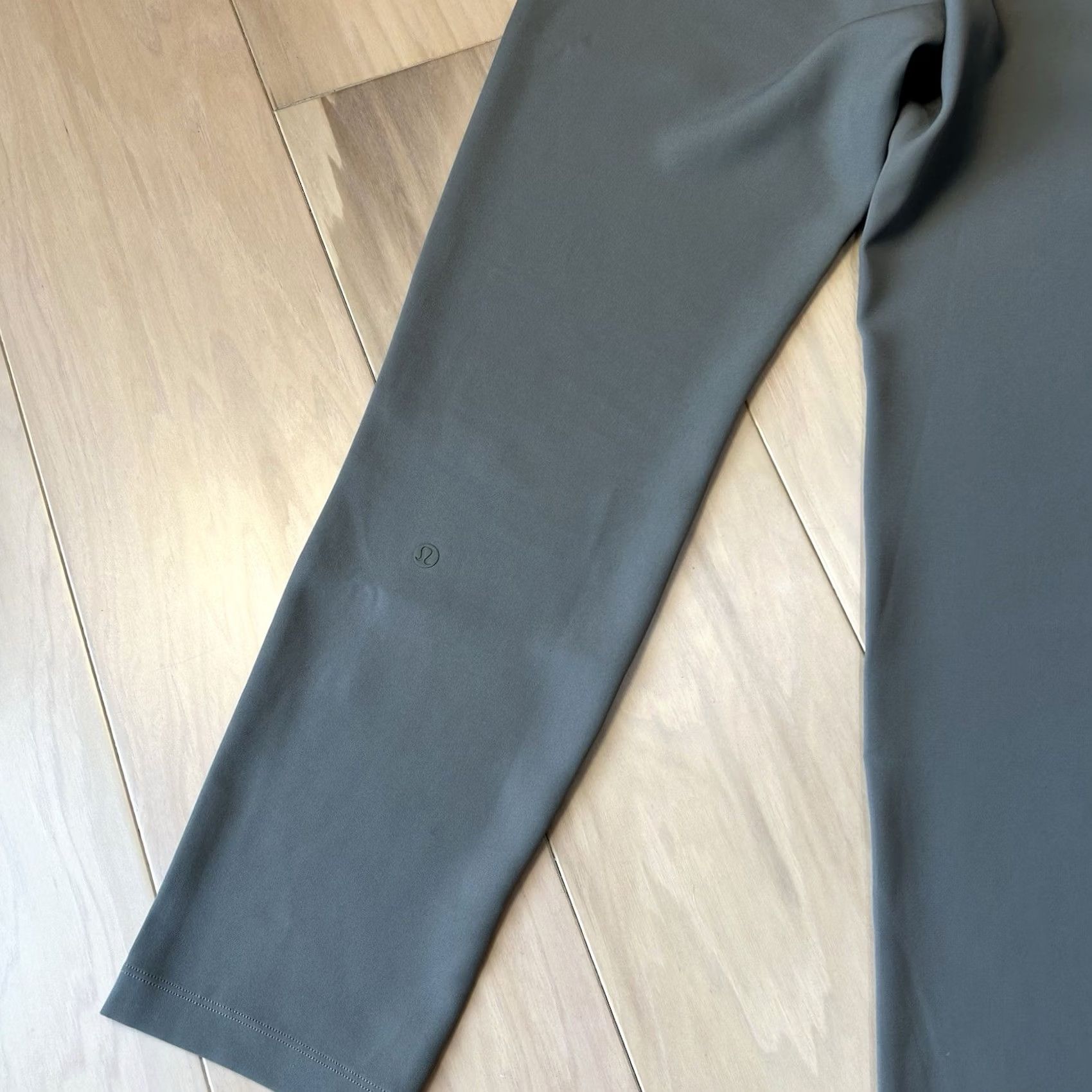Lululemon Lululemon On The Fly Pant Taupe Women’s 2 Regular Ankle Pockets Elastic Waist Drawstring 27 Inseam 26-28 Waist Athleisure Outdoor Sports Size 26" / US 2 / IT 38 - 4 Thumbnail