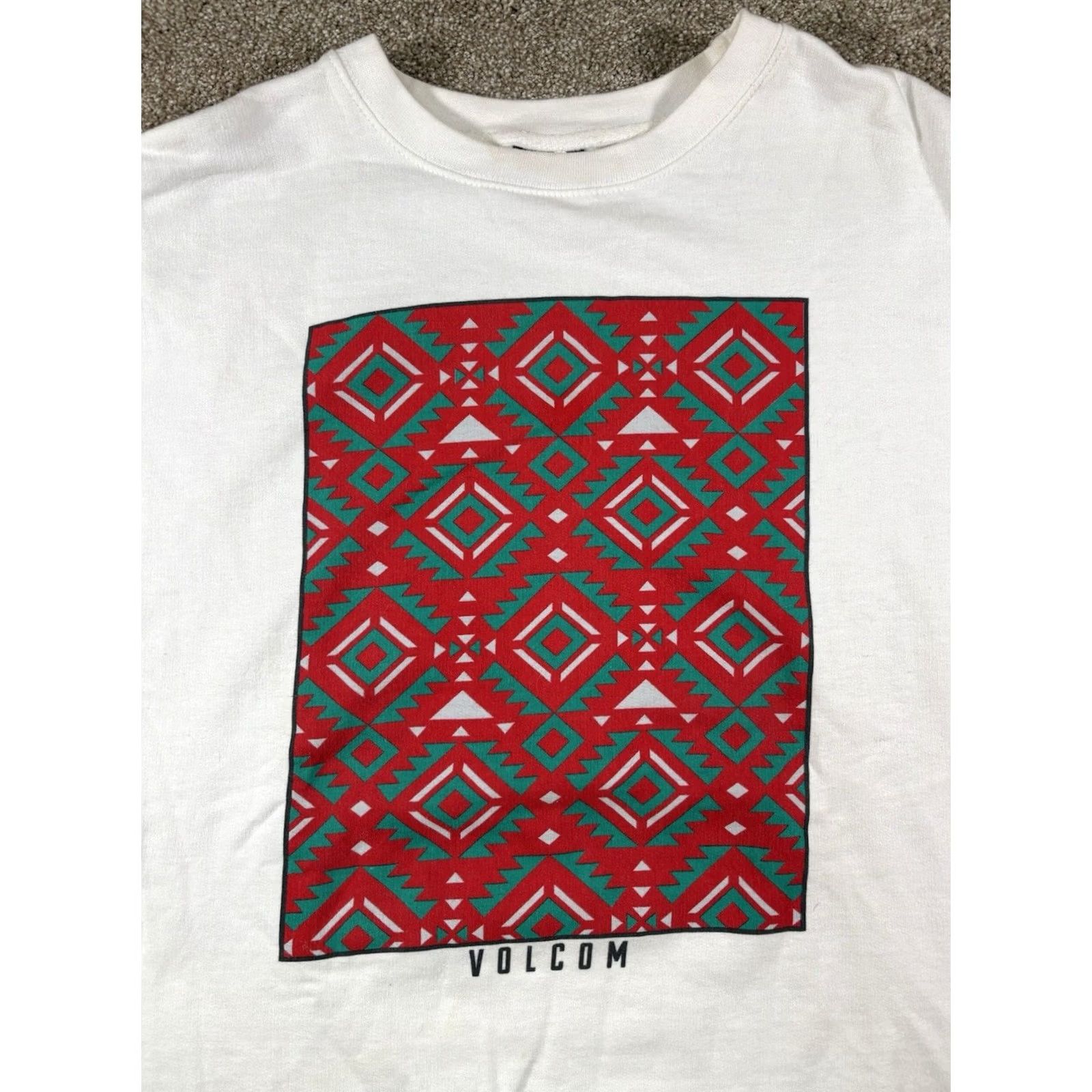 Volcom VINTAGE Volcom Sweatshirt Mens L Crew Neck Logo Graphic 90s Aztec USA Surf Skate Pullover White Size US L / EU 52-54 / 3 - 4 Thumbnail