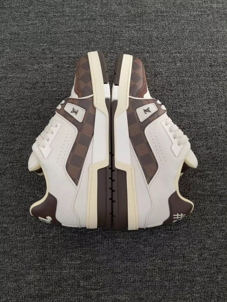 Louis Vuitton Louis Vuitton Trainer Sneakers Size 41.5-2507 Size US 10.5 / EU 43-44 - 4 Thumbnail