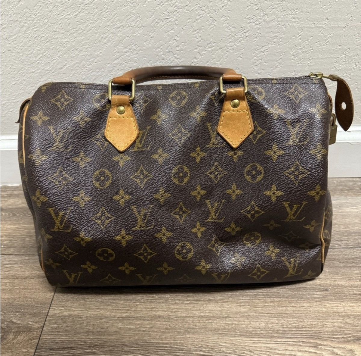 Louis Vuitton Vintage Louis Vuitton Speedy 30 Bag Size ONE SIZE - 1 Thumbnail
