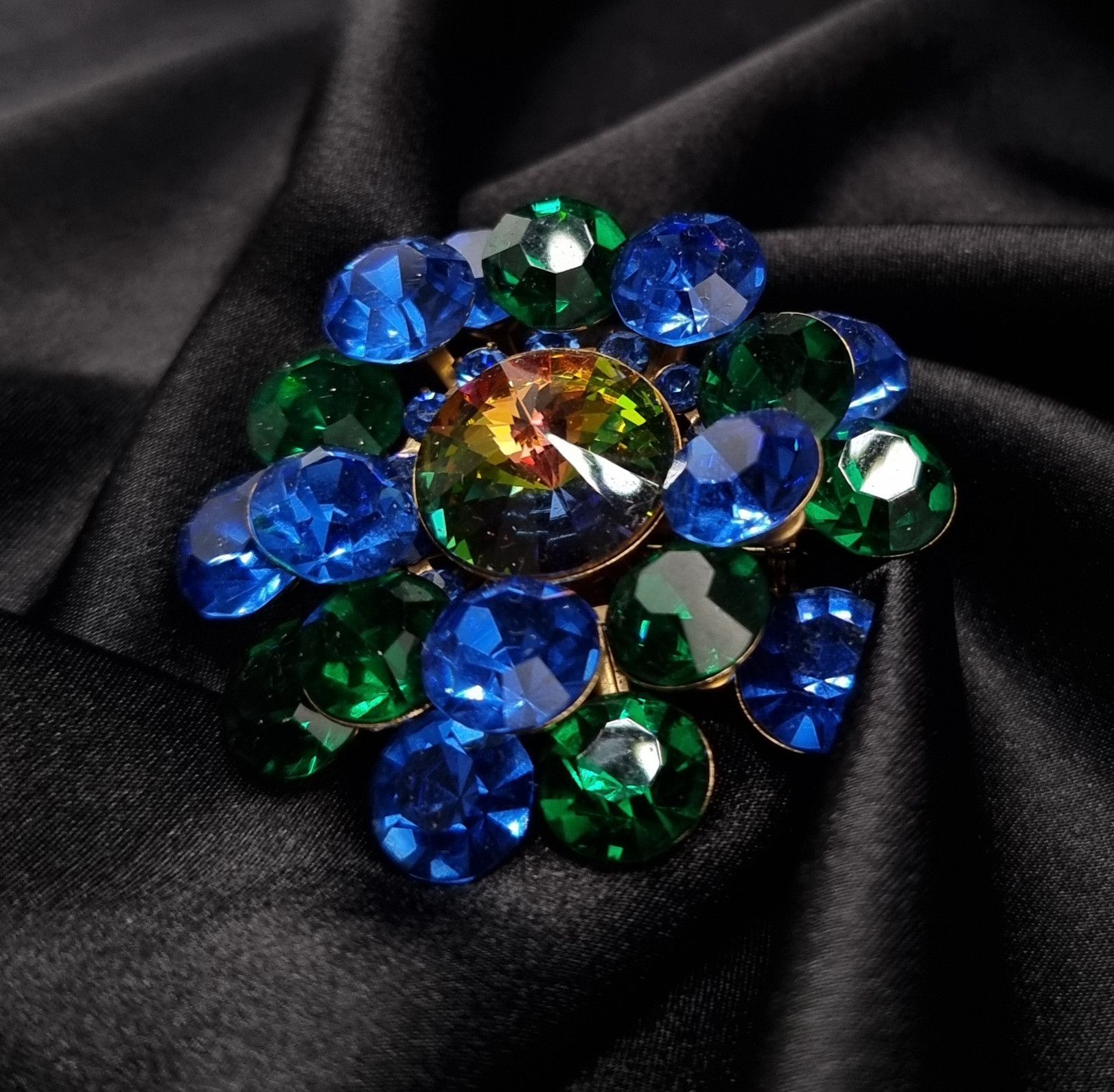 Vintage Vintage Gold-Tone Statement Brooch With Blue Green & Multico Size ONE SIZE - 3 Thumbnail
