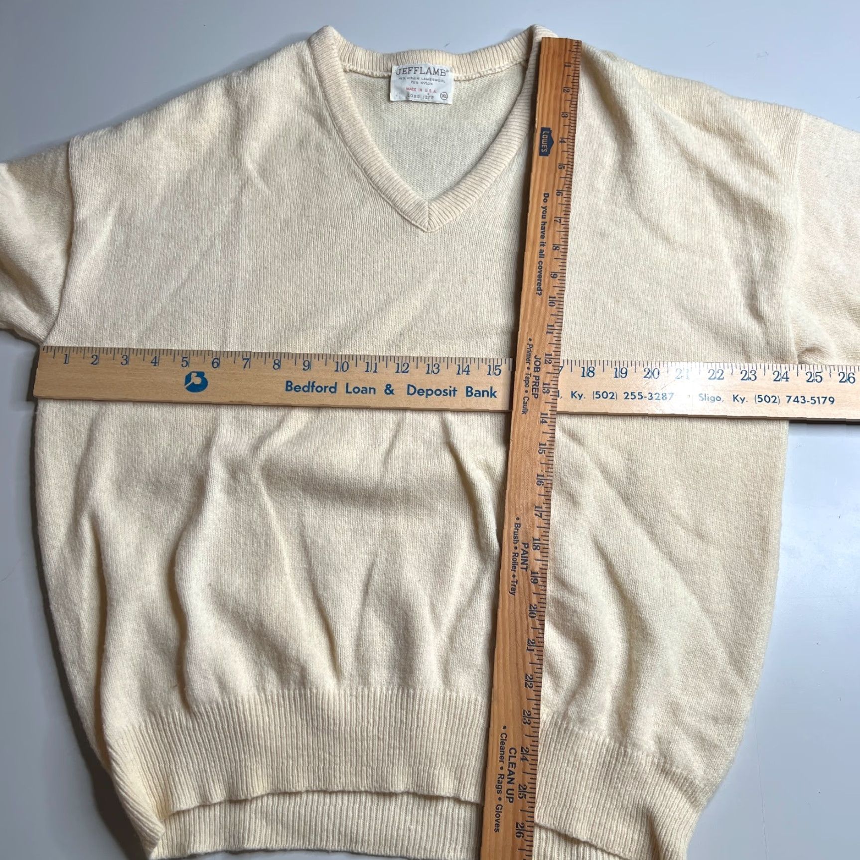 Vintage VINTAGE Lord Jeff Sweater XL Men's Wool V-Neck Cream Knit Pullover Made in USA Size US XL / EU 56 / 4 - 5 Thumbnail