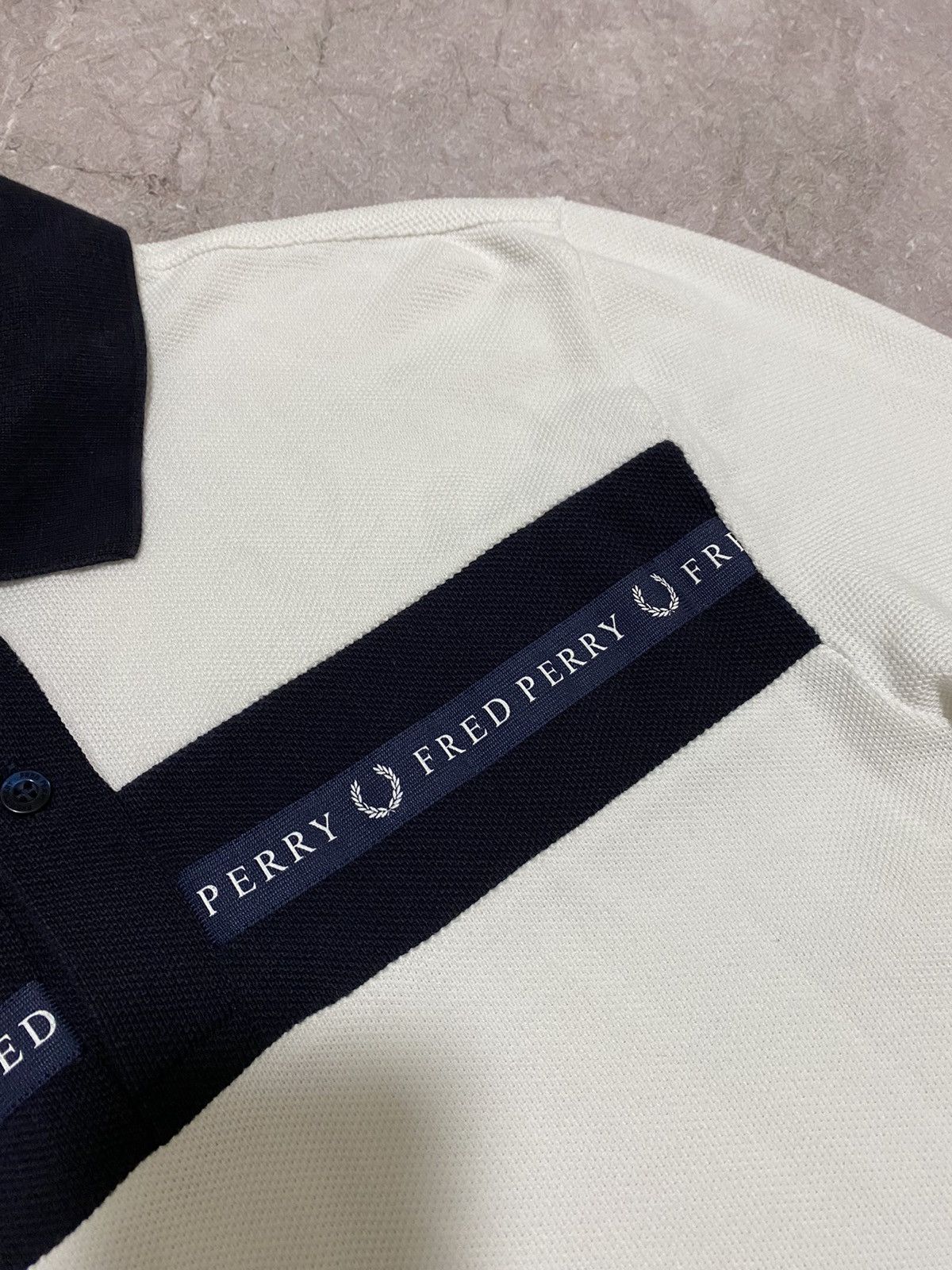 Fred Perry Vintage Y2K Sportswear Fred Perry Long Sleeve Polo T Shirt Size US M / EU 48-50 / 2 - 7 Thumbnail