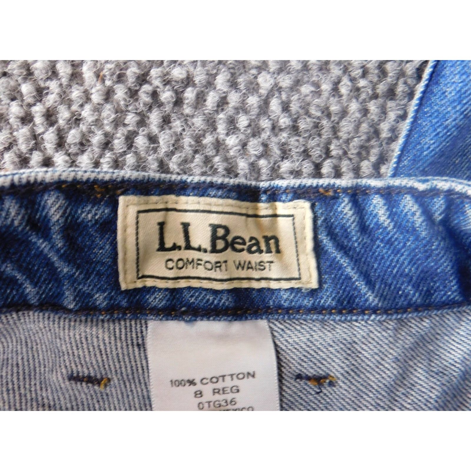 Vintage L.L. Bean Jeans Womens 8 Blue Straight Comfort Waist Stretch Denim Regular Inseam 24 Size 26" / US 2 / IT 38 - 3 Thumbnail