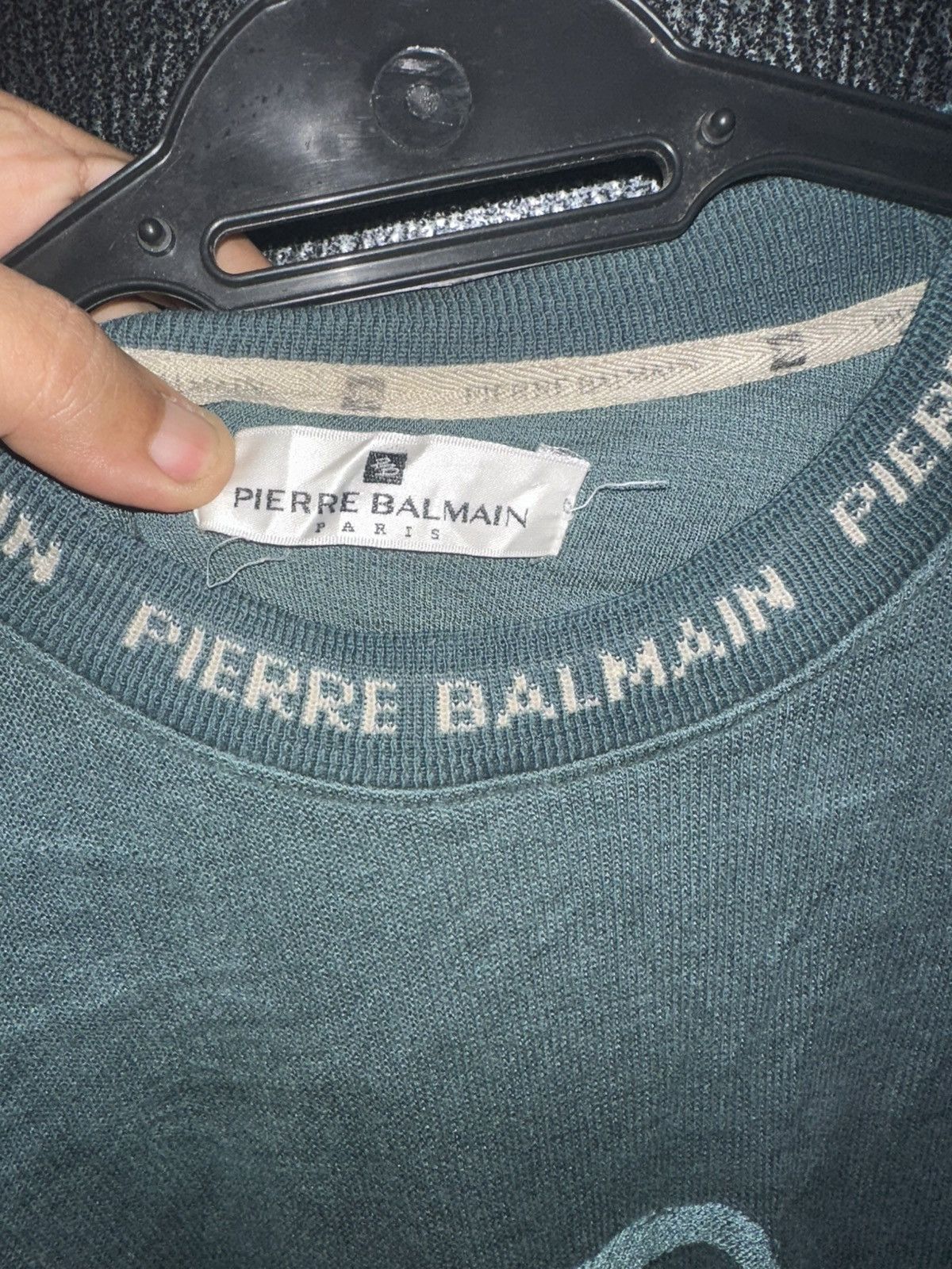 Pierre Balmain Vintage Pierre Balmain Paris Spell Out Sweatshirt Size US L / EU 52-54 / 3 - 3 Thumbnail