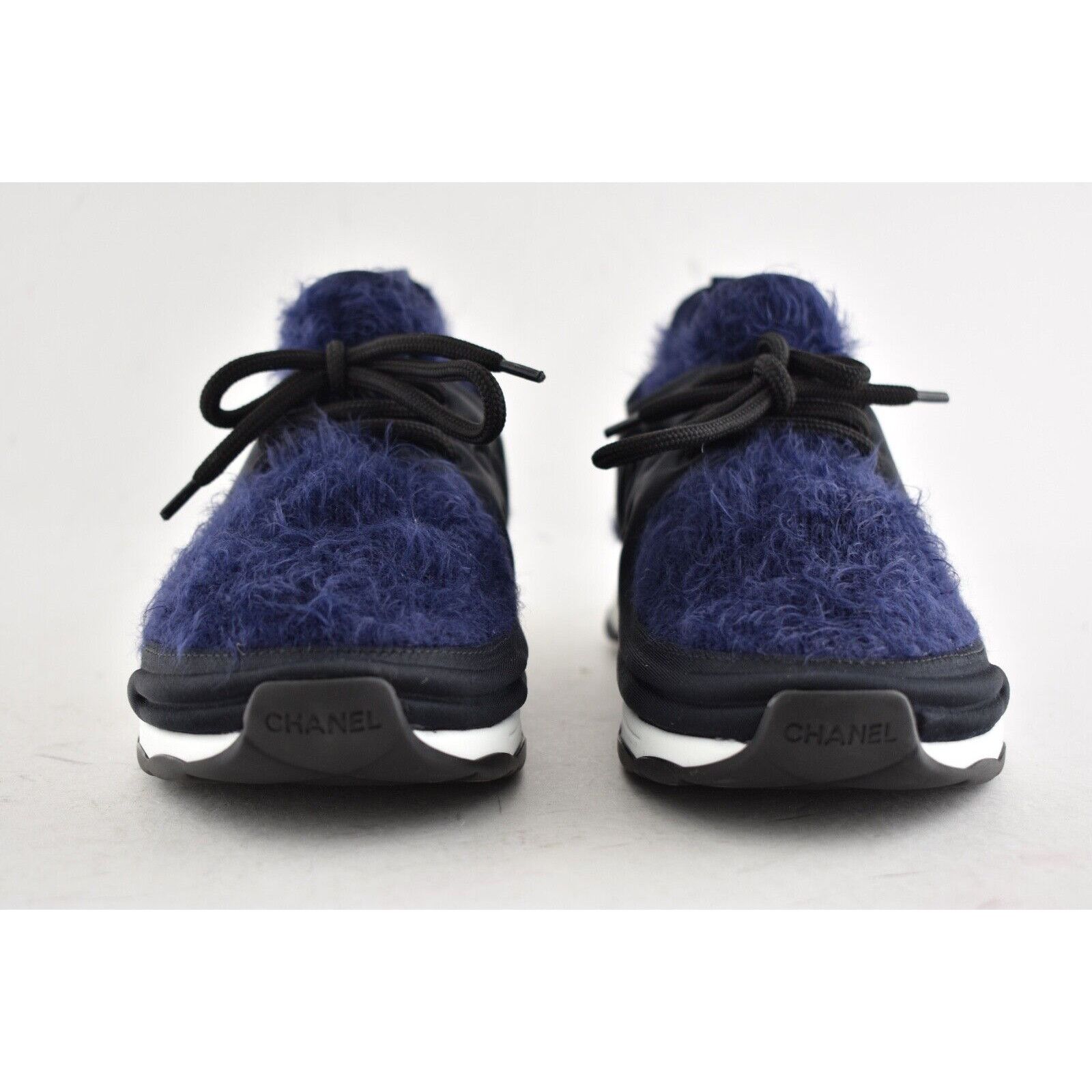Chanel 18A Stretch Fabric Knit CC Satin Flat Trainer Sneaker 37 Size US 7 / IT 37 - 5 Thumbnail