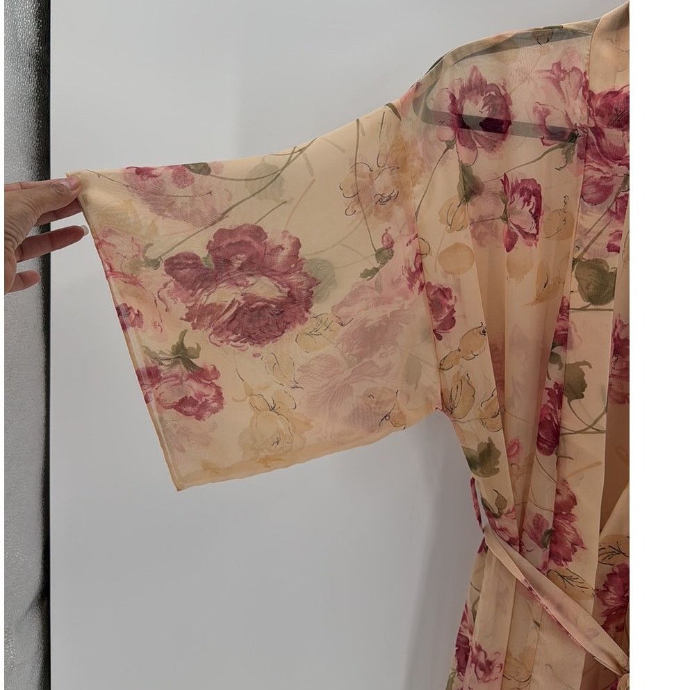 Vintage Vintage 80s pink floral sheer kimono sleeves robe size s/m Size ONE SIZE - 5 Thumbnail