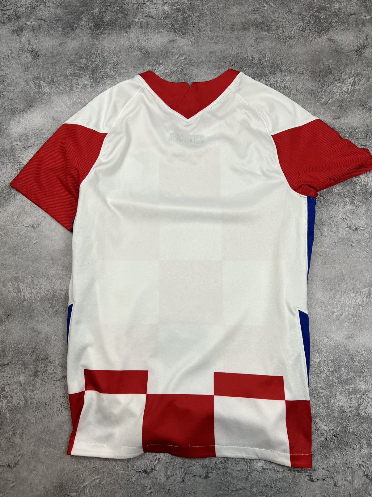 Nike Nike Croatia 2020 Home Kit Soccer Jersey Football Shirt Size US S / EU 44-46 / 1 - 7 Thumbnail