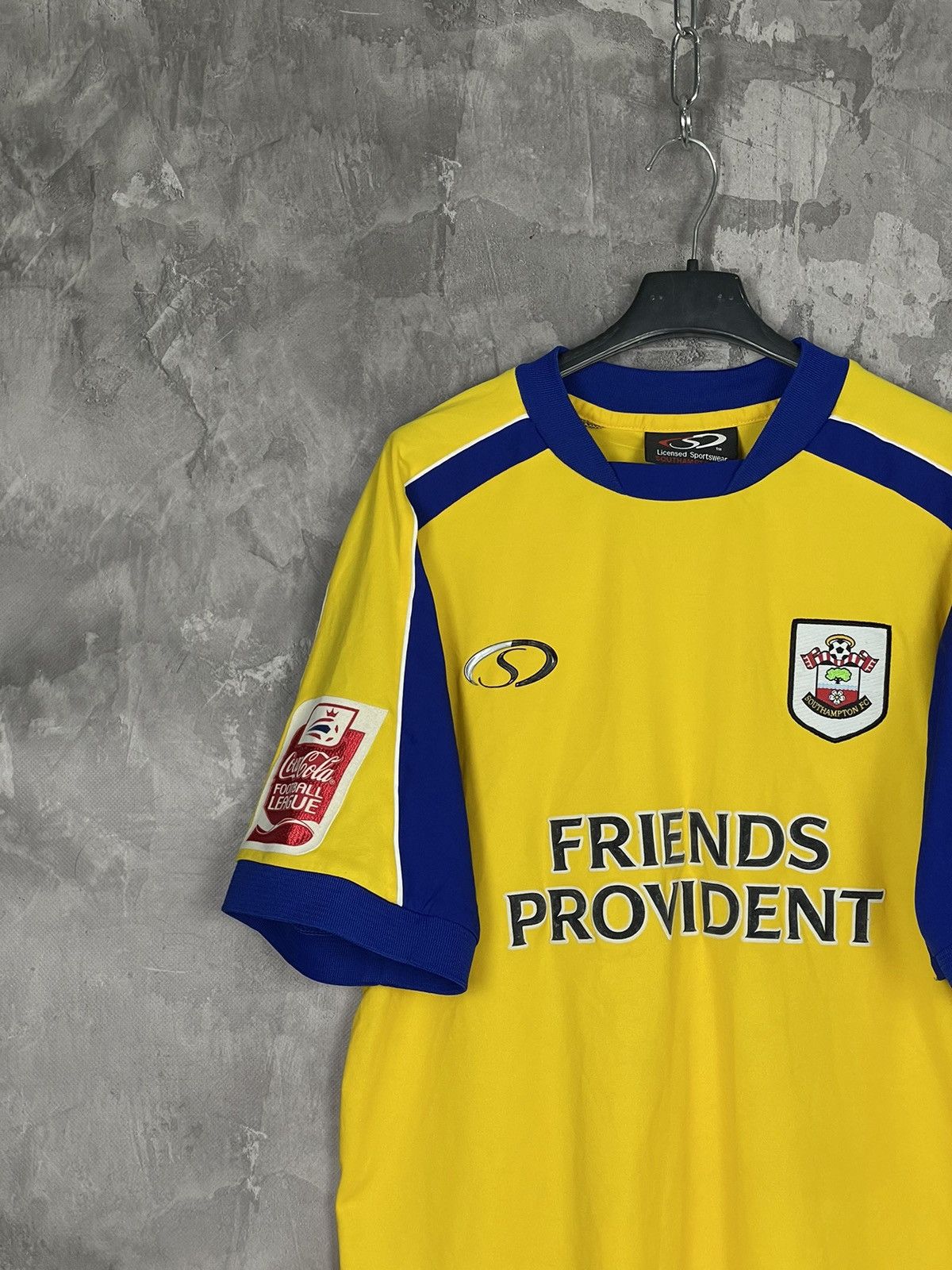 Vintage Southampton 2003 Original Away Shirt (Excellent),Mens size M Size US M / EU 48-50 / 2 - 3 Thumbnail
