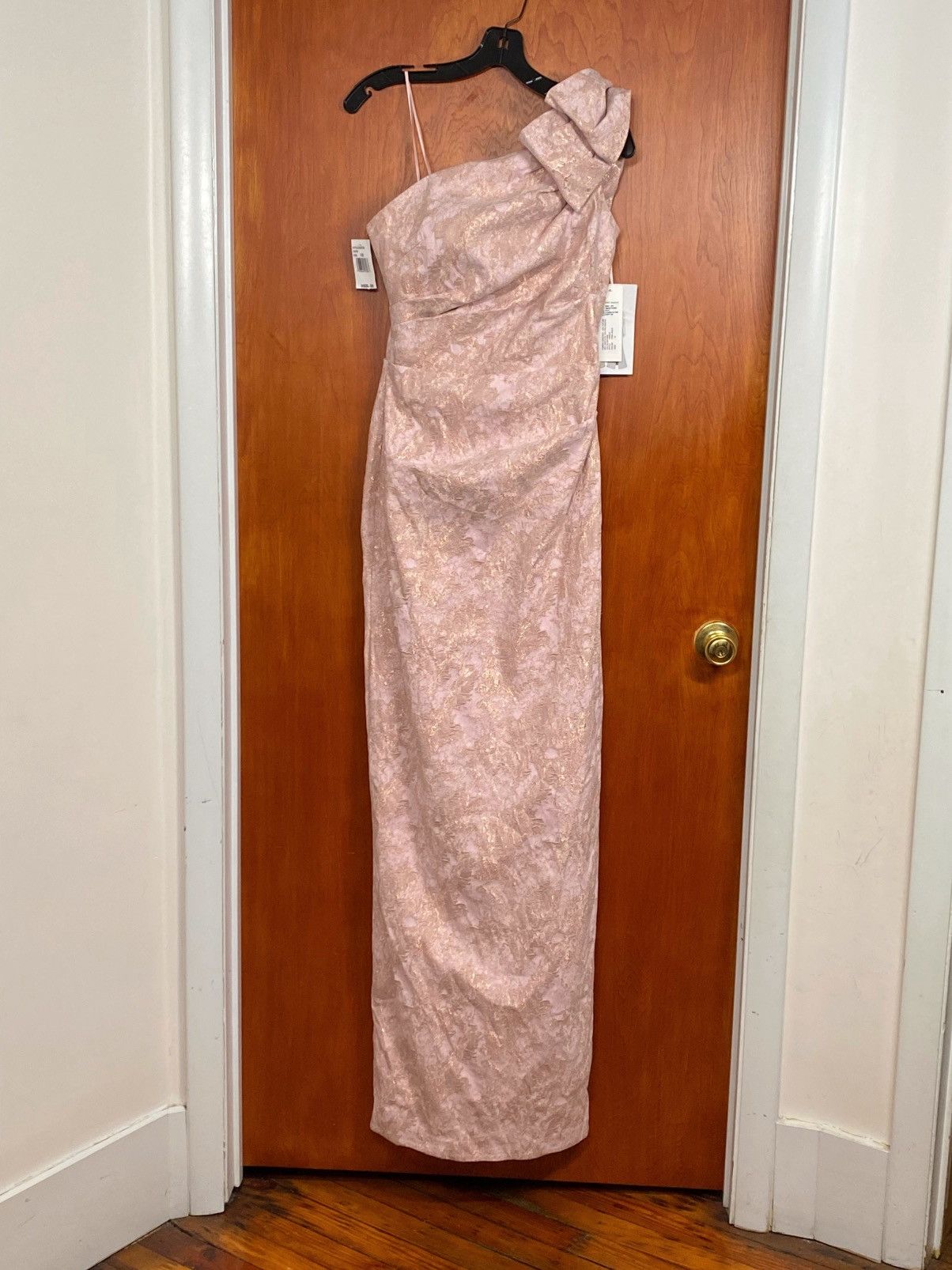 Other Teri Jon Metallic Jacquard One-Shoulder Column Gown size 10 Size L / US 10 / IT 46 - 1 Thumbnail