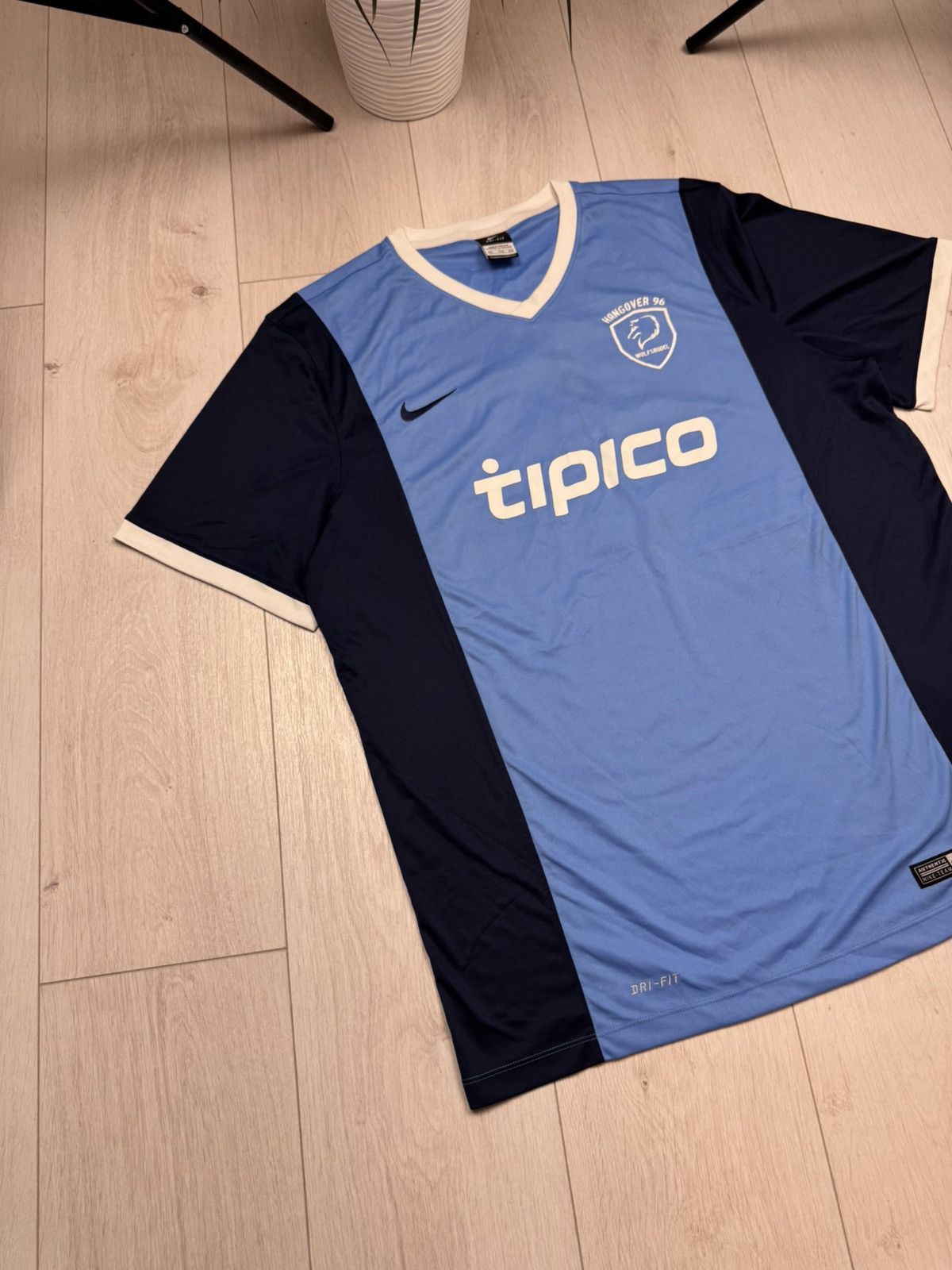 Nike Vintage Nike Hangover 96 Soccer Jersey size XXL Size US XXL / EU 58 / 5 - 2 Thumbnail