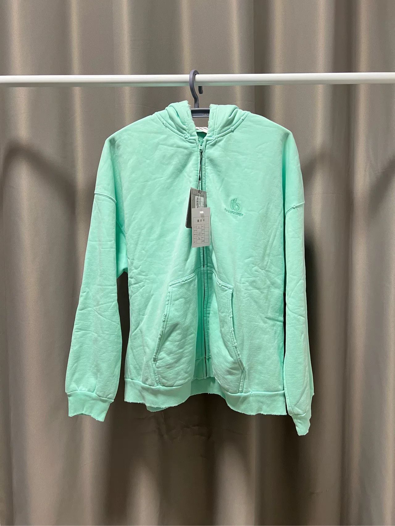 Balenciaga Balenciaga Mint Green Zip Hoodie Size M / US 6-8 / IT 42-44 - 1 Thumbnail