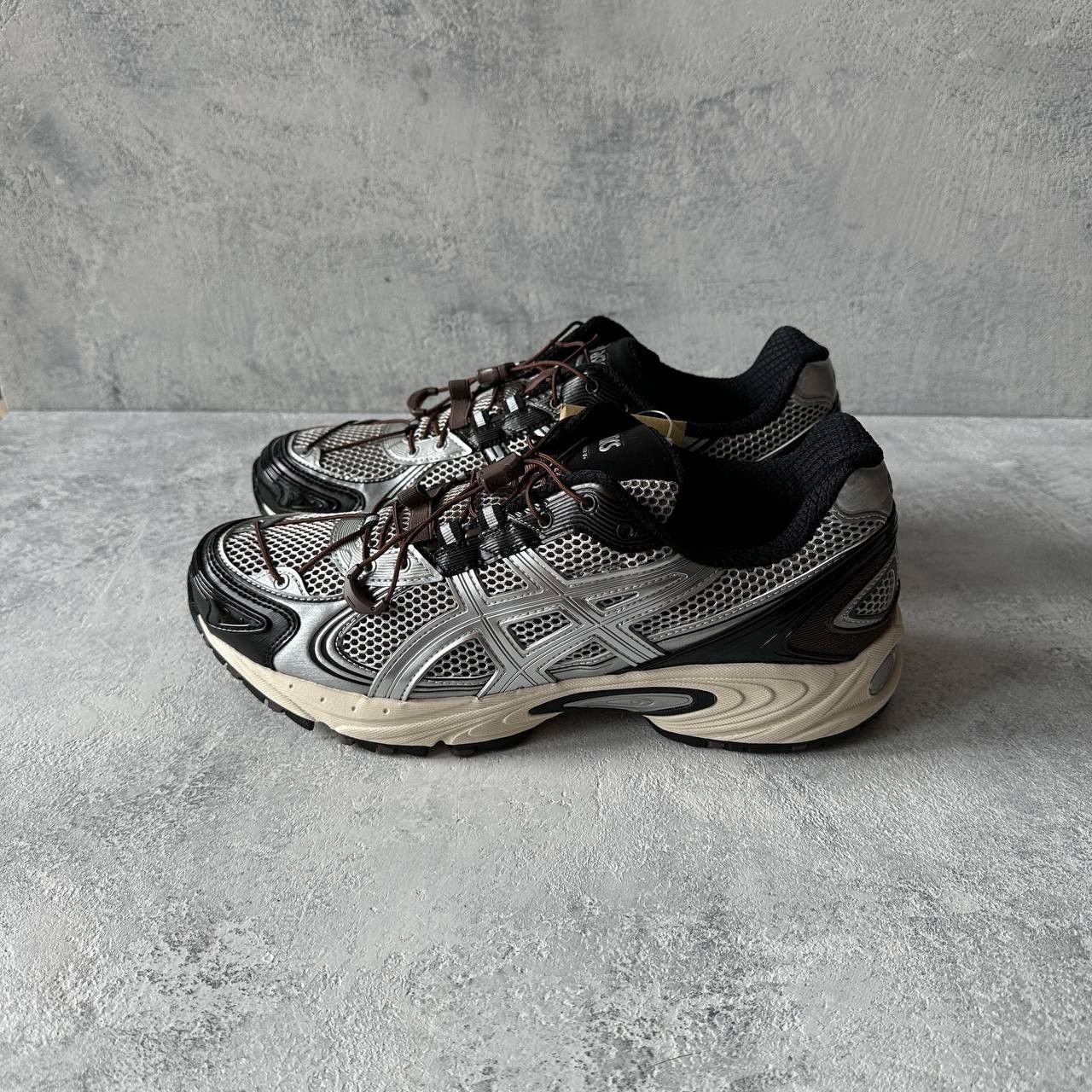 Asics Asics Gel-Kahana TR V4 Coffee/Silver Size 44 1203A716-020 Size US 10 / EU 43 - 4 Thumbnail