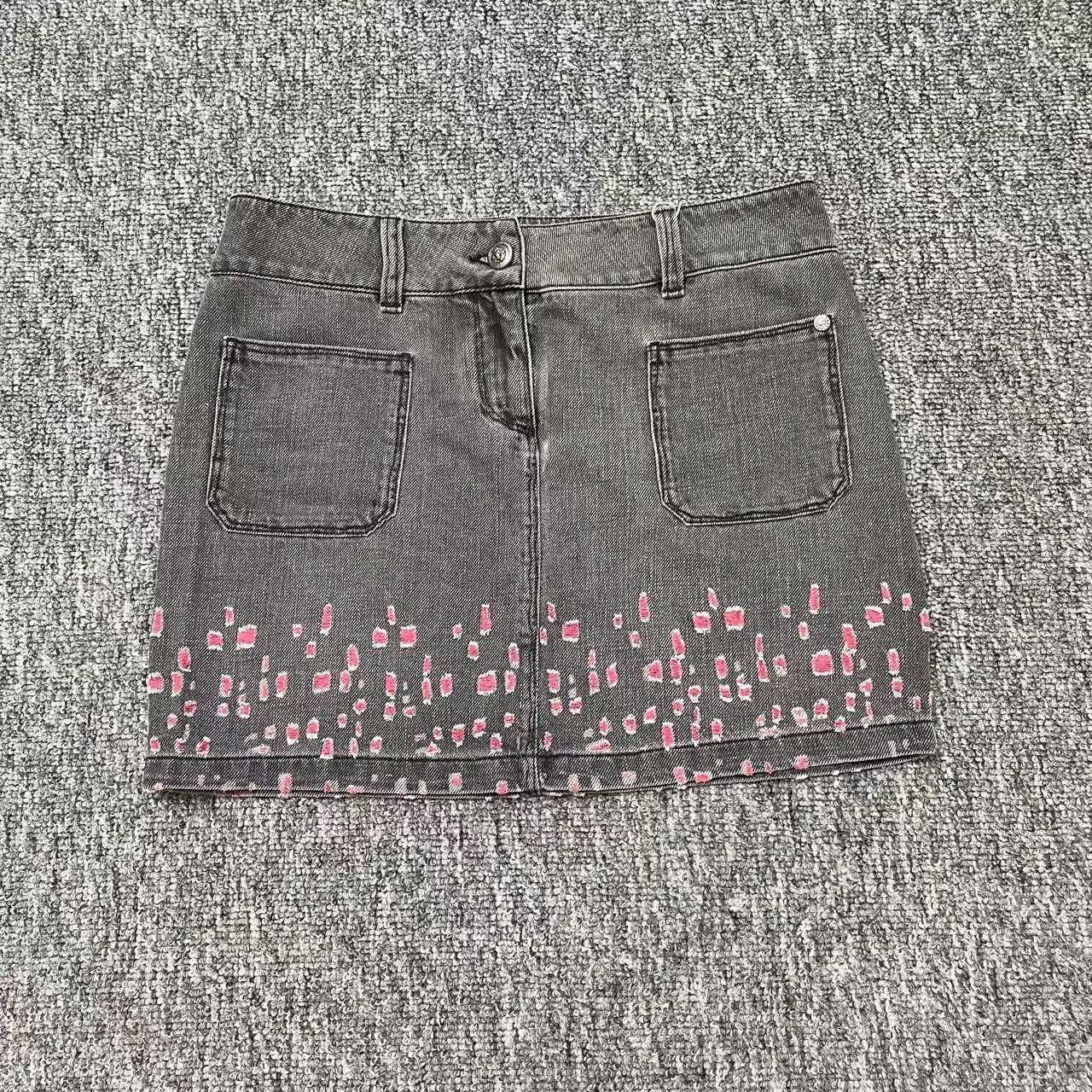 Chanel Chanel Distressed Washed Denim Mini Skirt K12 Size 26" / US 2 / IT 38 - 1 Thumbnail