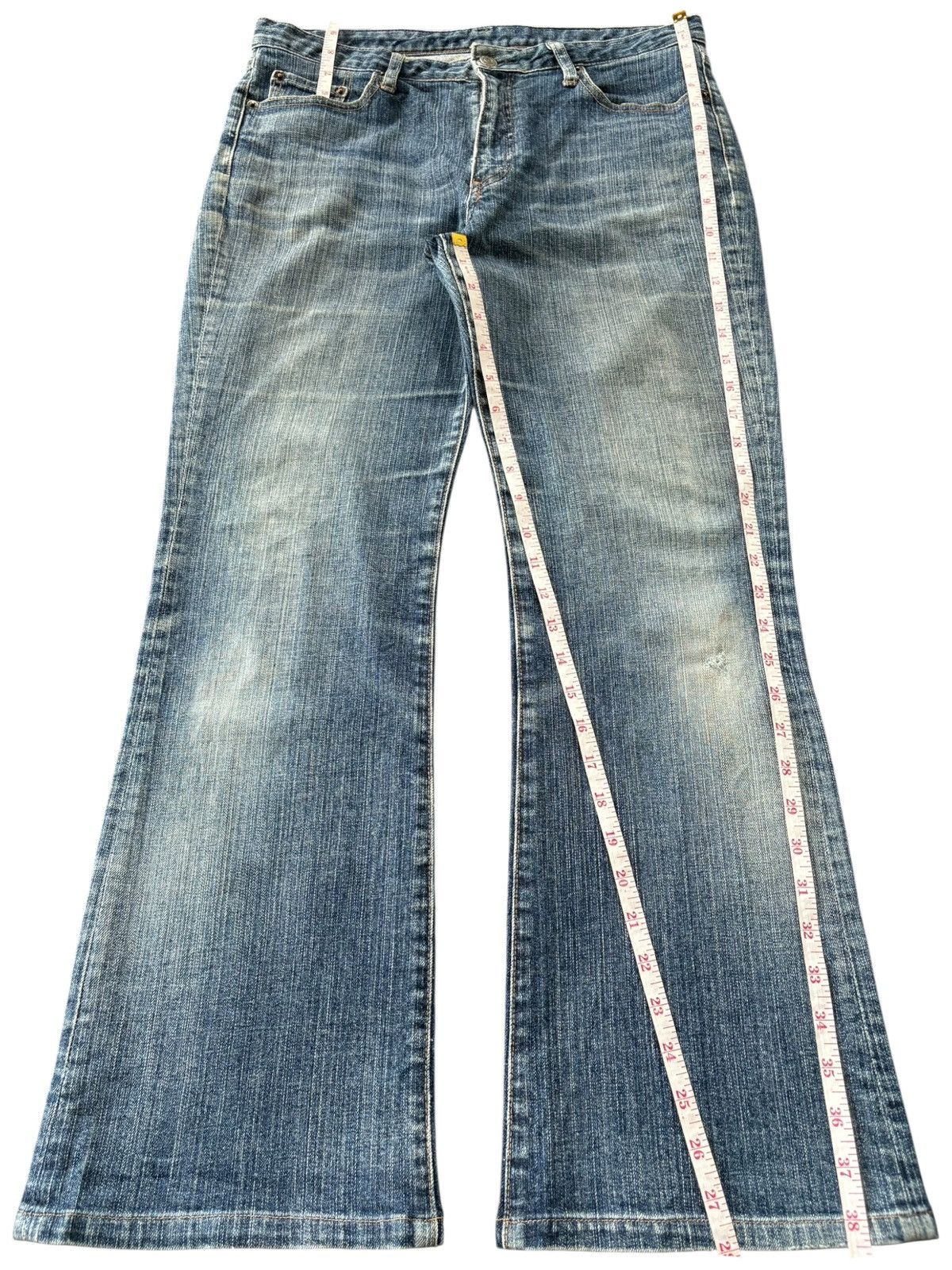 Uniqlo Vintage Japanese Uniqlo Blue Wash Flare Jeans Size US 32 / EU 48 - 8 Thumbnail