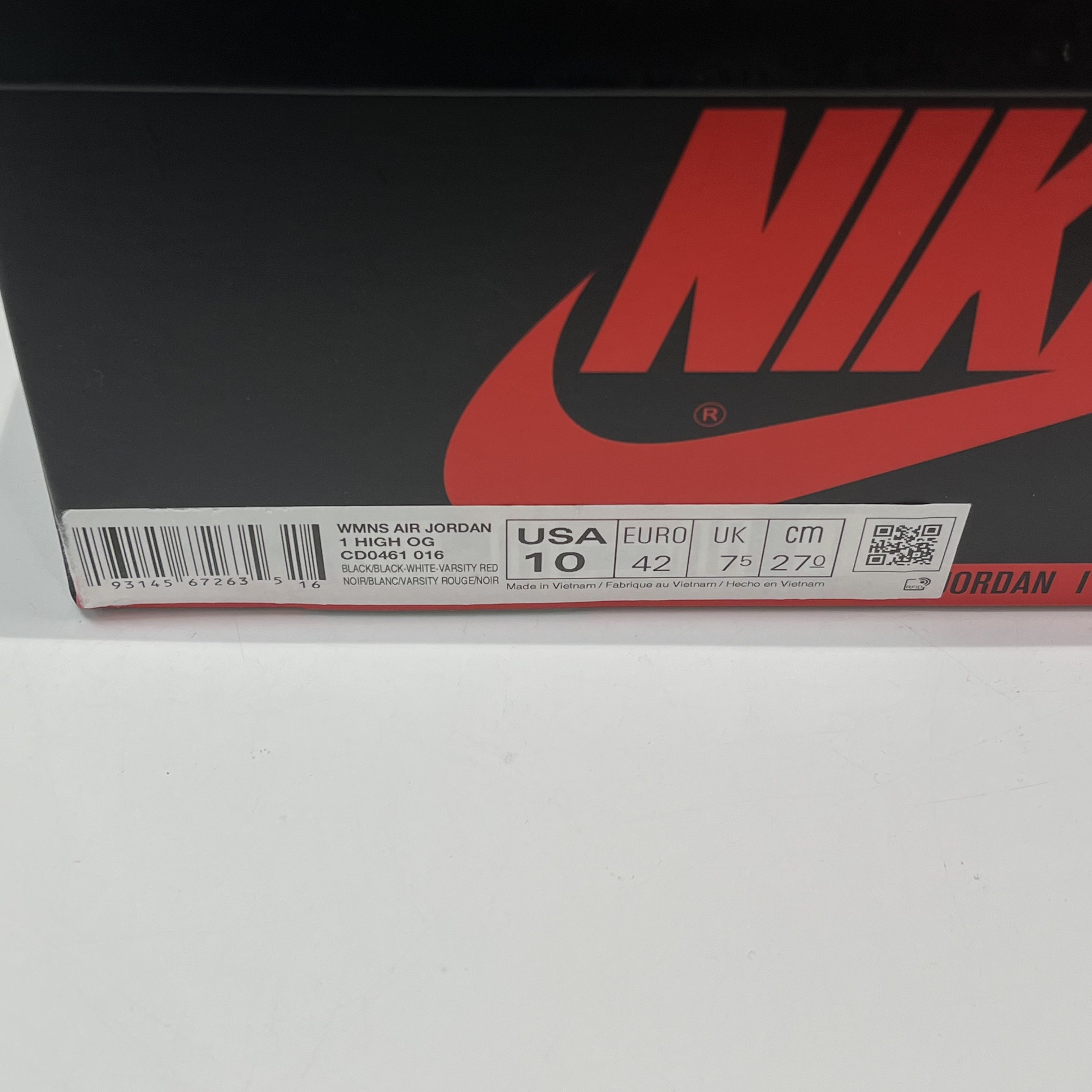 Nike Air Jordan 1 Retr High Satin Black Toe (W) Size US 10 / IT 40 - 7 Thumbnail