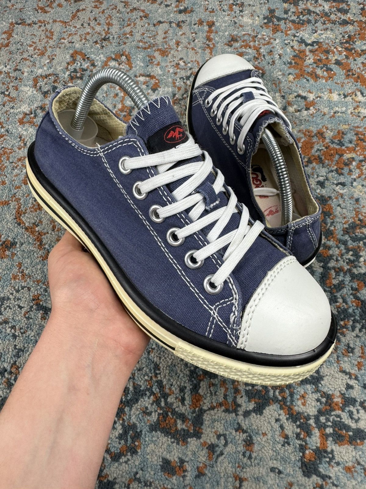 Vintage Vintage Y2K Wide toe oversized avantgarde style sneakers Size US 7 / EU 40 - 1 Thumbnail
