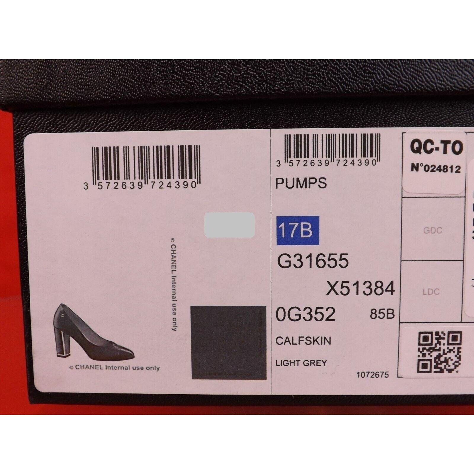 Chanel G31655 GRAY DISTRESSED LEATHER CC LOGO CAP TOE HEEL PUMPS 38 Size US 8 / IT 38 - 12 Thumbnail