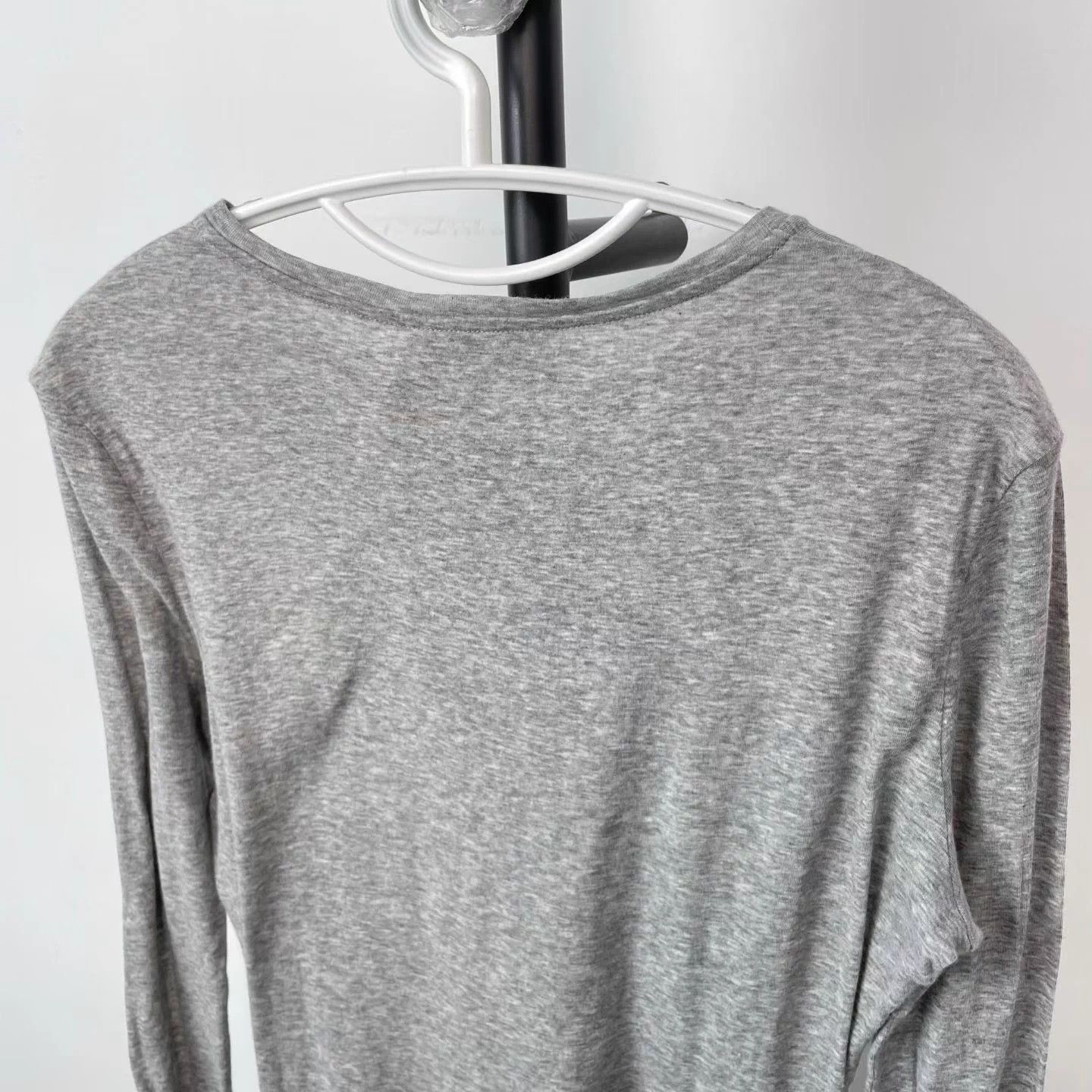 Miu Miu Miu Miu women's Gray Long-Sleeve Classic Crew M Top Size M / US 6-8 / IT 42-44 - 5 Thumbnail