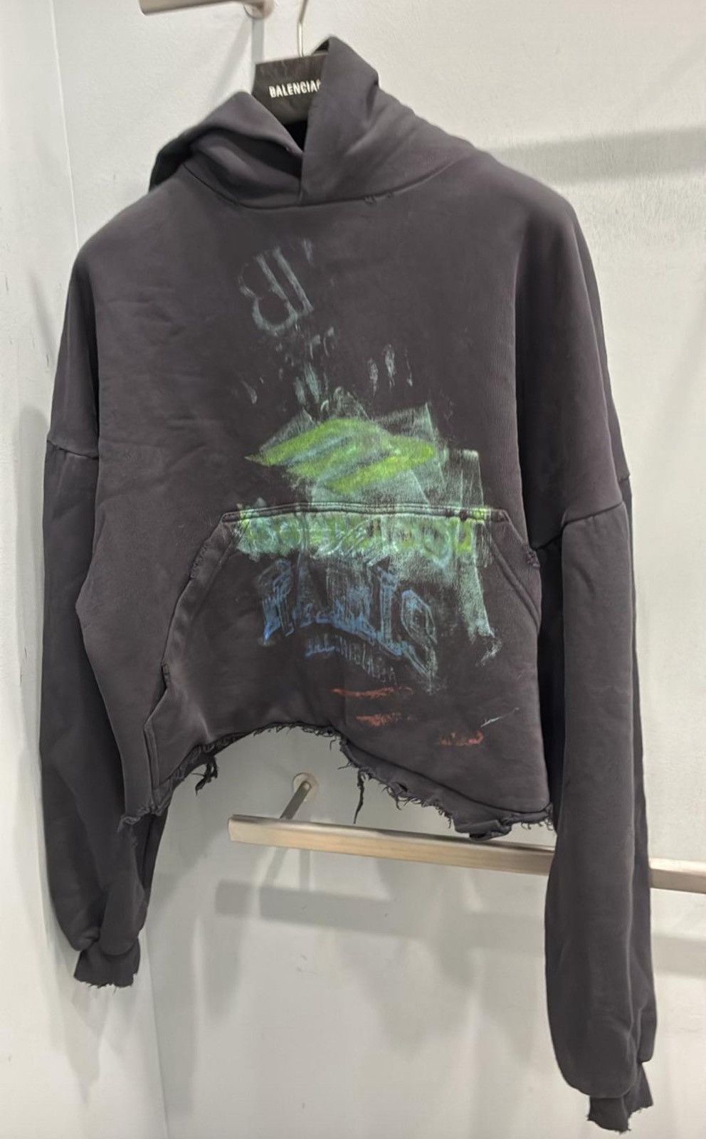 Balenciaga Oversized Burning Unity T-shirt in Black Size US L / EU 52-54 / 3 - 9 Thumbnail