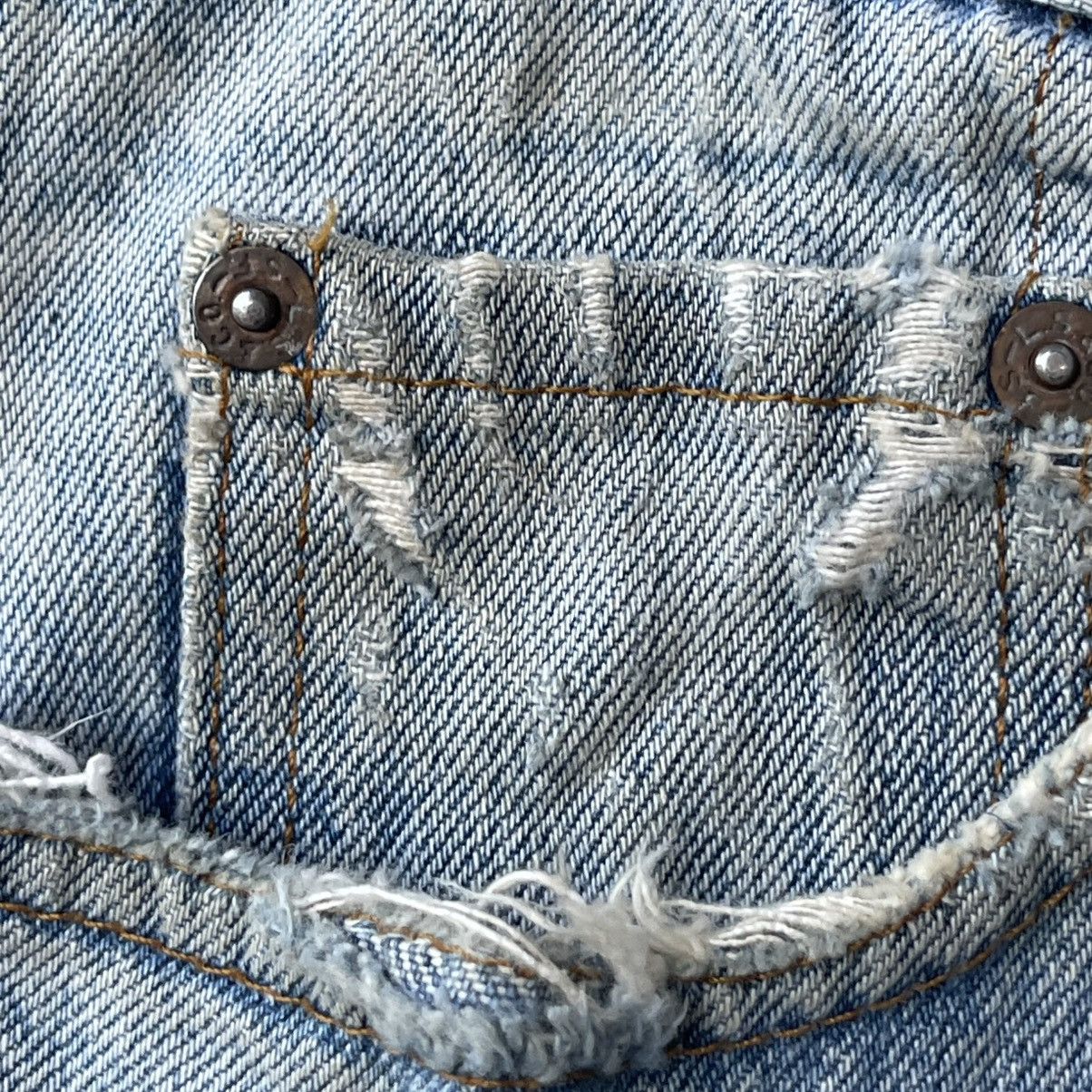 Levi's Thrashed Vintage 80s Levi’s 501 Denim Jeans Size US 32 / EU 48 - 9 Thumbnail