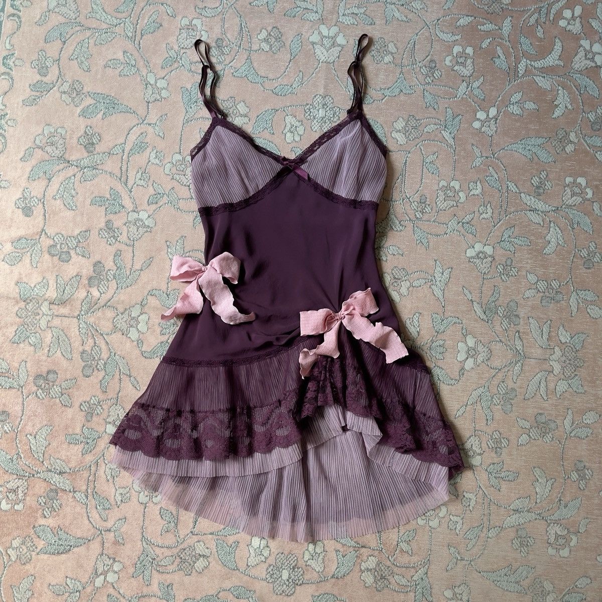 Victoria's Secret Victoria’s Secret Deep Plum Silk Mini Slip Dress (M) Size M / US 6-8 / IT 42-44 - 8 Thumbnail