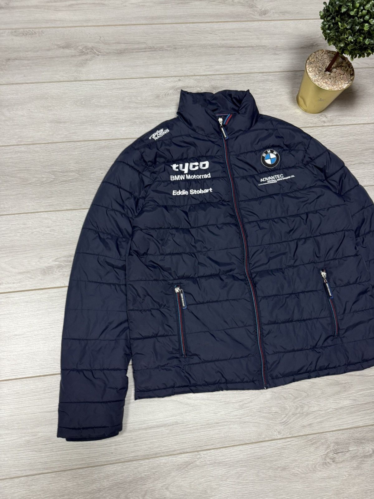 BMW Tyco BMW puffer jacket big logo Size US XL / EU 56 / 4 - 4 Thumbnail