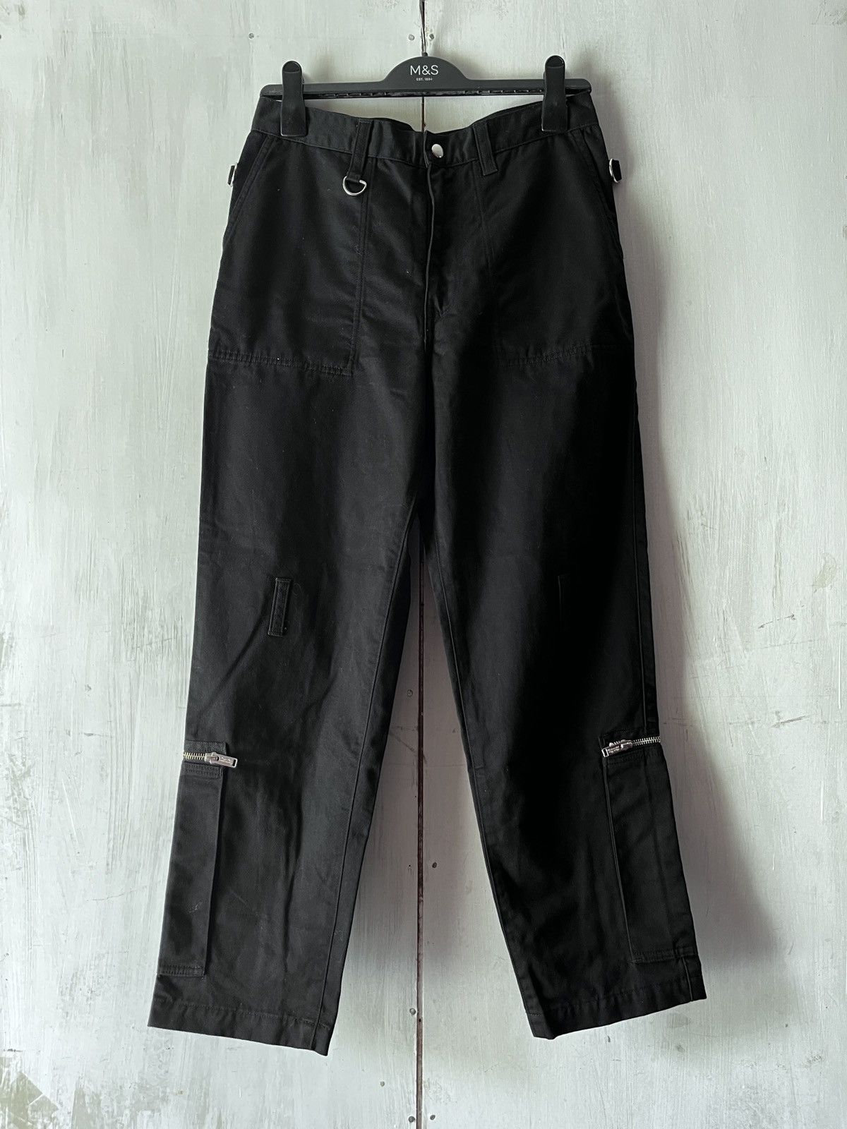 Undercover UNDERCOVER BLACK CASUAL TROUSERS WITH ZIP BONDAGE Size US 30 / EU 46 - 2 Thumbnail