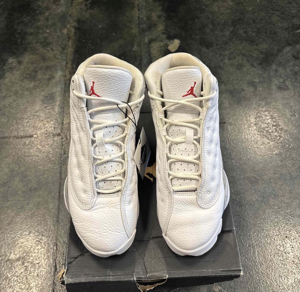 Nike Jordan 13 Wolf Grey GS Size US 7 / EU 40 - 3 Thumbnail