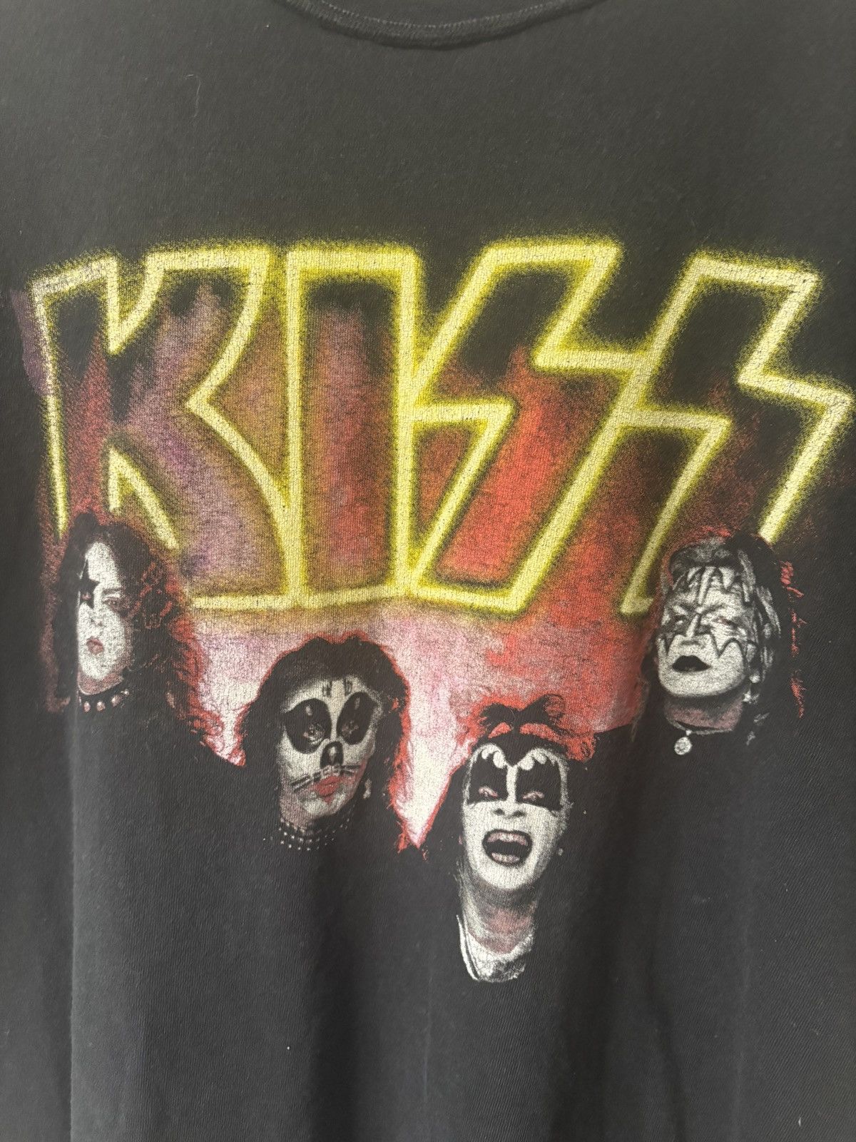 Vintage Vintage Kiss 1992 Single Stitch Tee Rare All Sports Size US XL / EU 56 / 4 - 6 Thumbnail