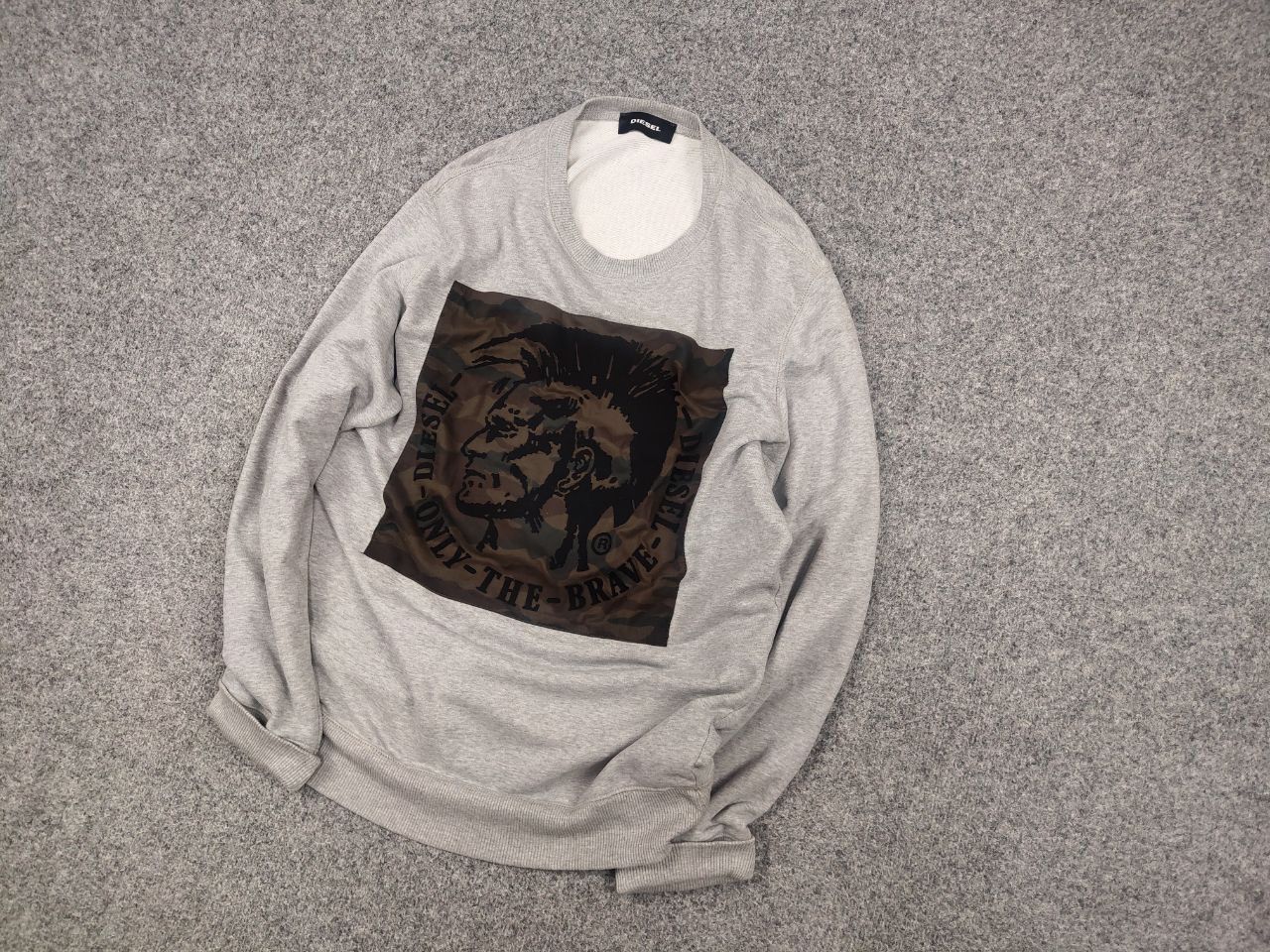 Diesel Diesel Classic Logo Camo Gray Crew Chek Sweatshirt Y2K Style Size US XL / EU 56 / 4 - 3 Thumbnail
