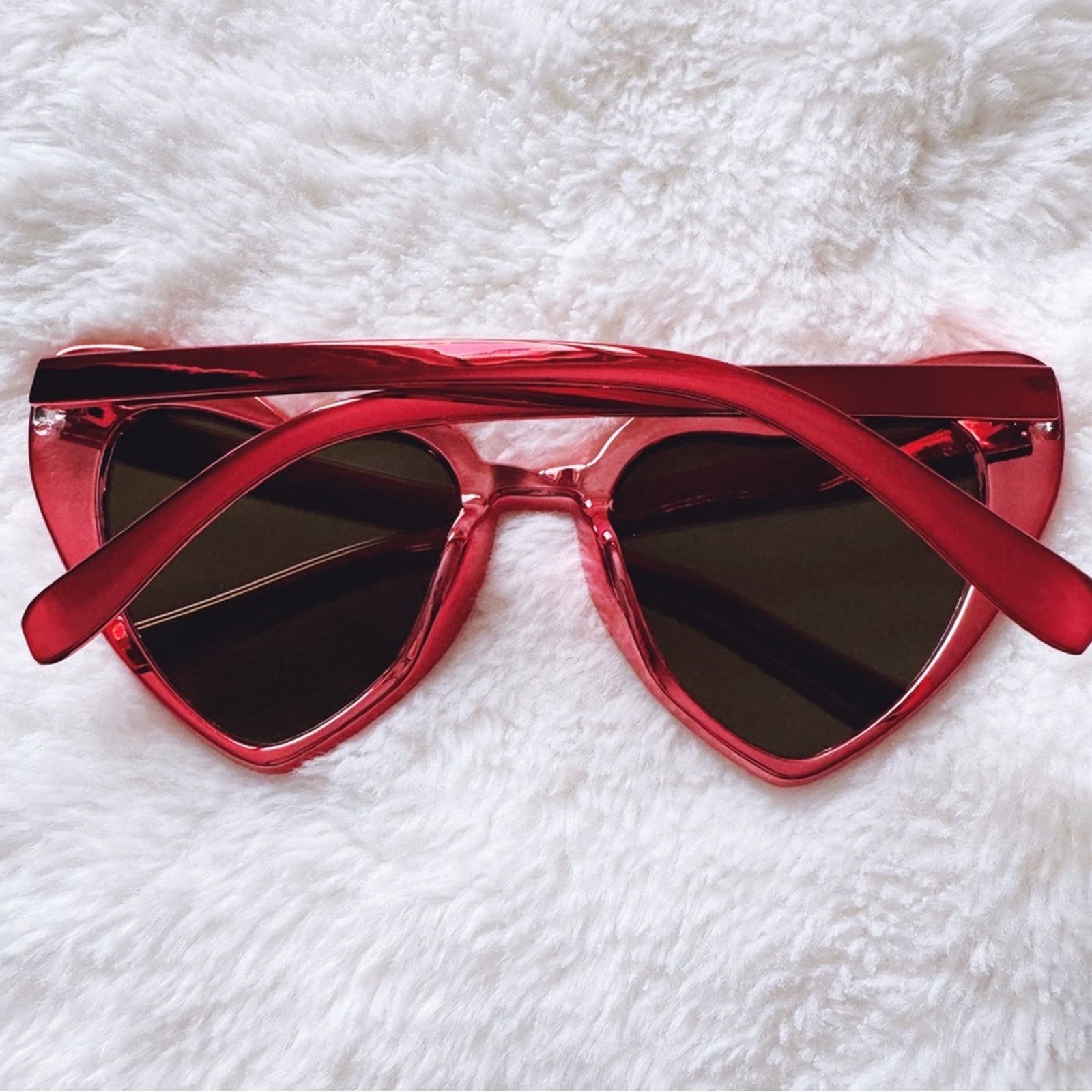 Other Addison Red Heart-Shaped Sunglasses Size ONE SIZE - 13 Thumbnail