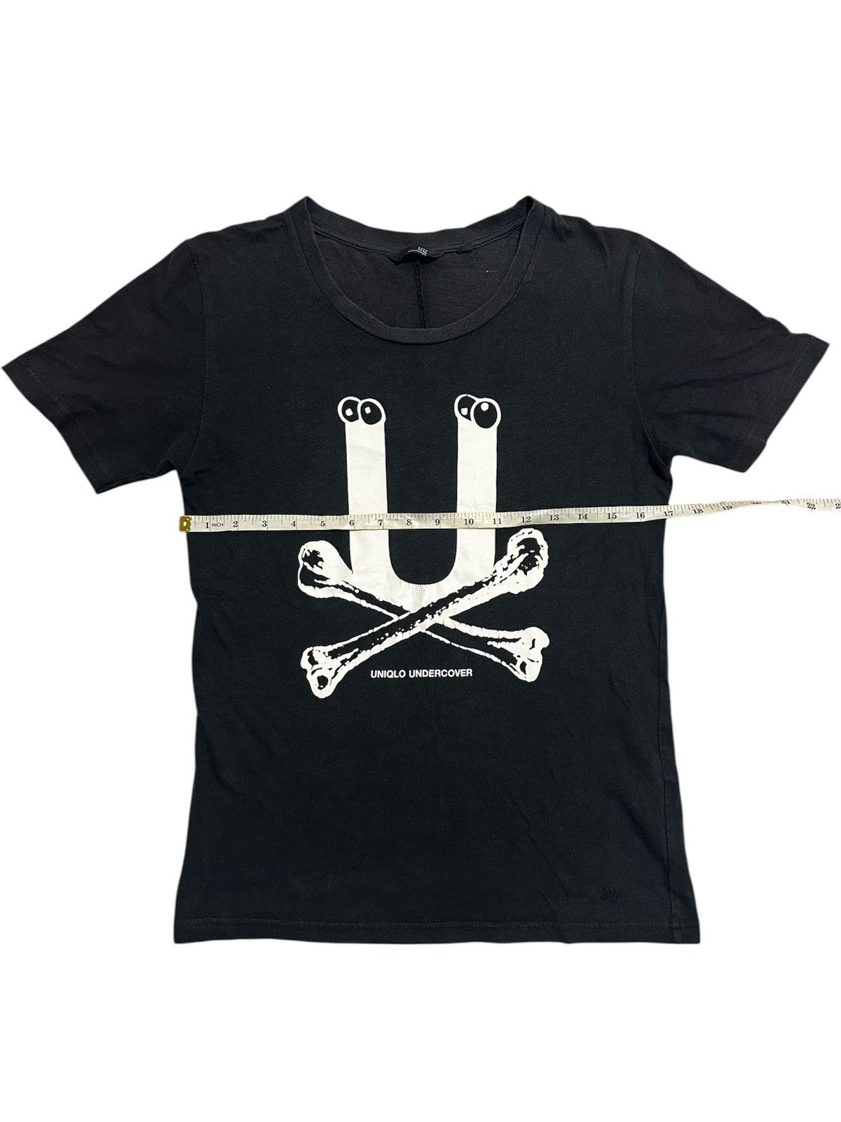 Undercover × Uniqlo Uniqlo undercover crossbone graphic Size US S / EU 44-46 / 1 - 1 Thumbnail
